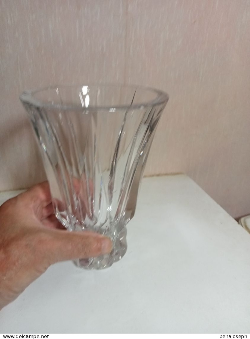 Vase Ancien Cristal De St-louis Hauteur 18 Cm - Vases