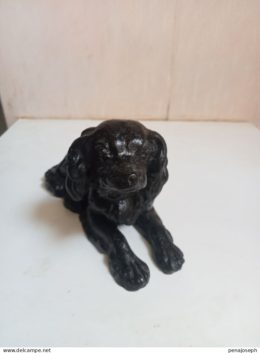 statuette chien ancien en fonte de fer hauteur 9 cm x 16 cm