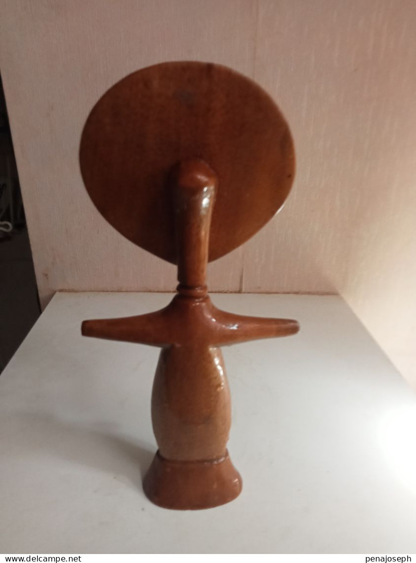 Statuette Africaine Hauteur 24 Cm - Afrikaanse Kunst