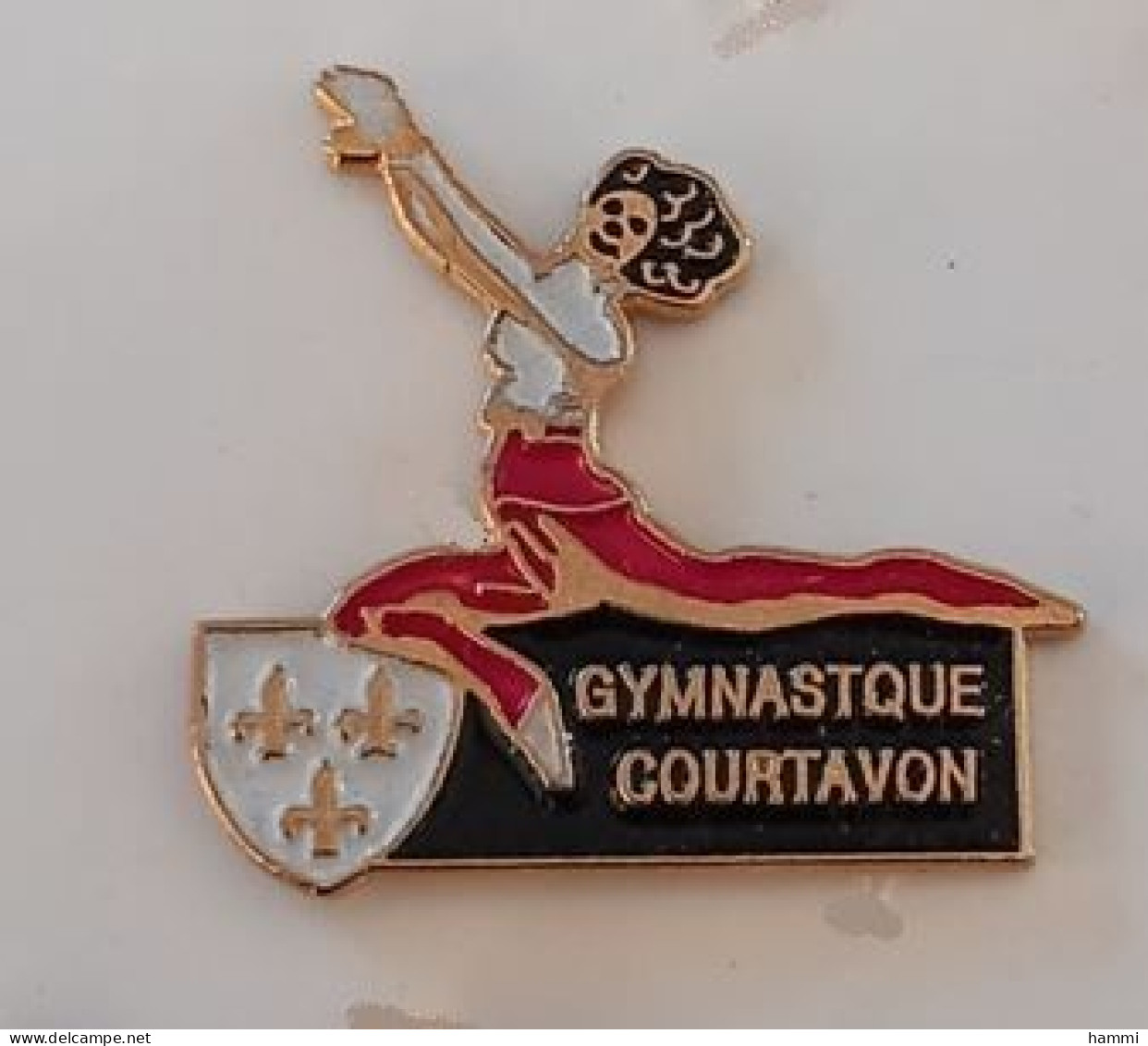 YY430 Pin's Club Gymnastique Courtavon Alsace Suisse Achat Immédiat - Gymnastique
