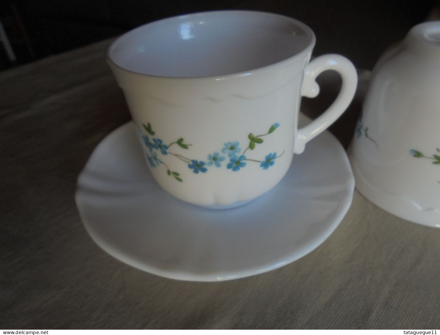 Vintage - 2 tasses à thé/chocolat 1 soucoupe Myosotis Arcopal France