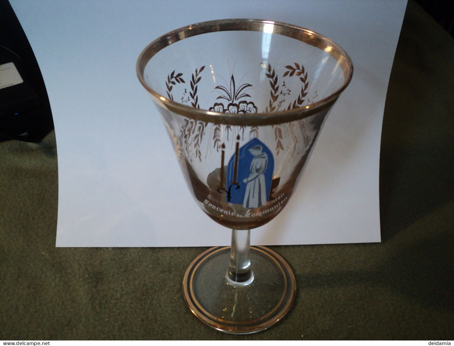 VIEUX VERRE A PIED DE SOUVENIR DE COMMUNION. ANNEES 1950? - Glasses