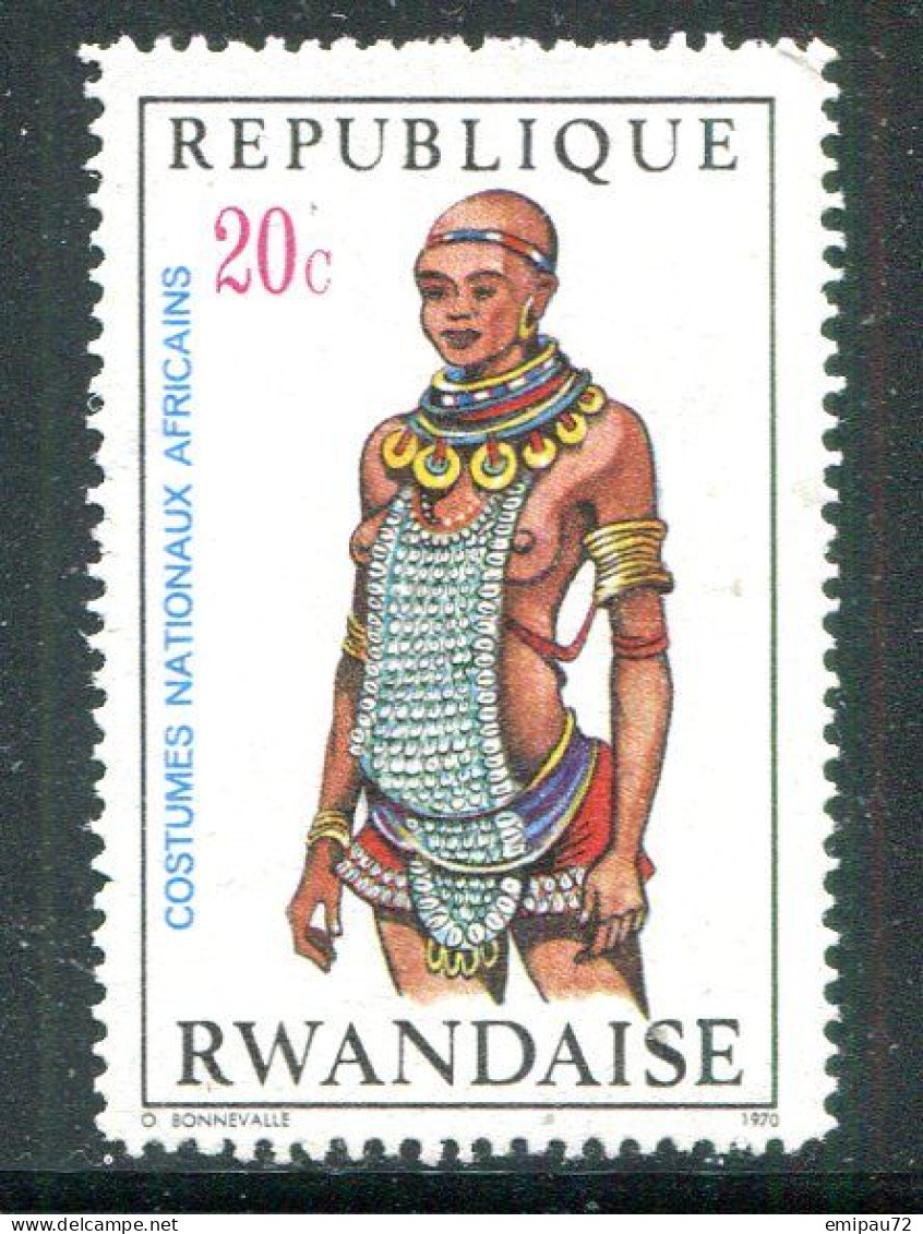 RWANDA- Y&T N°346- Oblitéré - Used Stamps