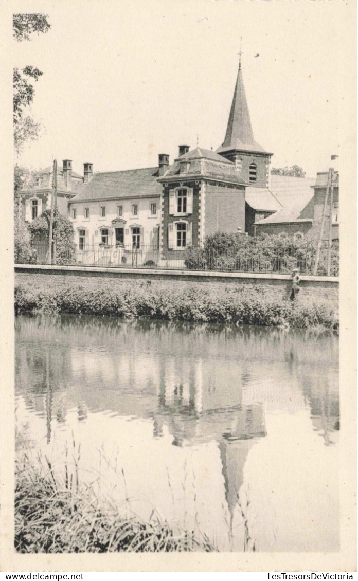 BELGIQUE - Berloz - Le Château Et L'Eglise  - Carte Postale Ancienne - Berloz