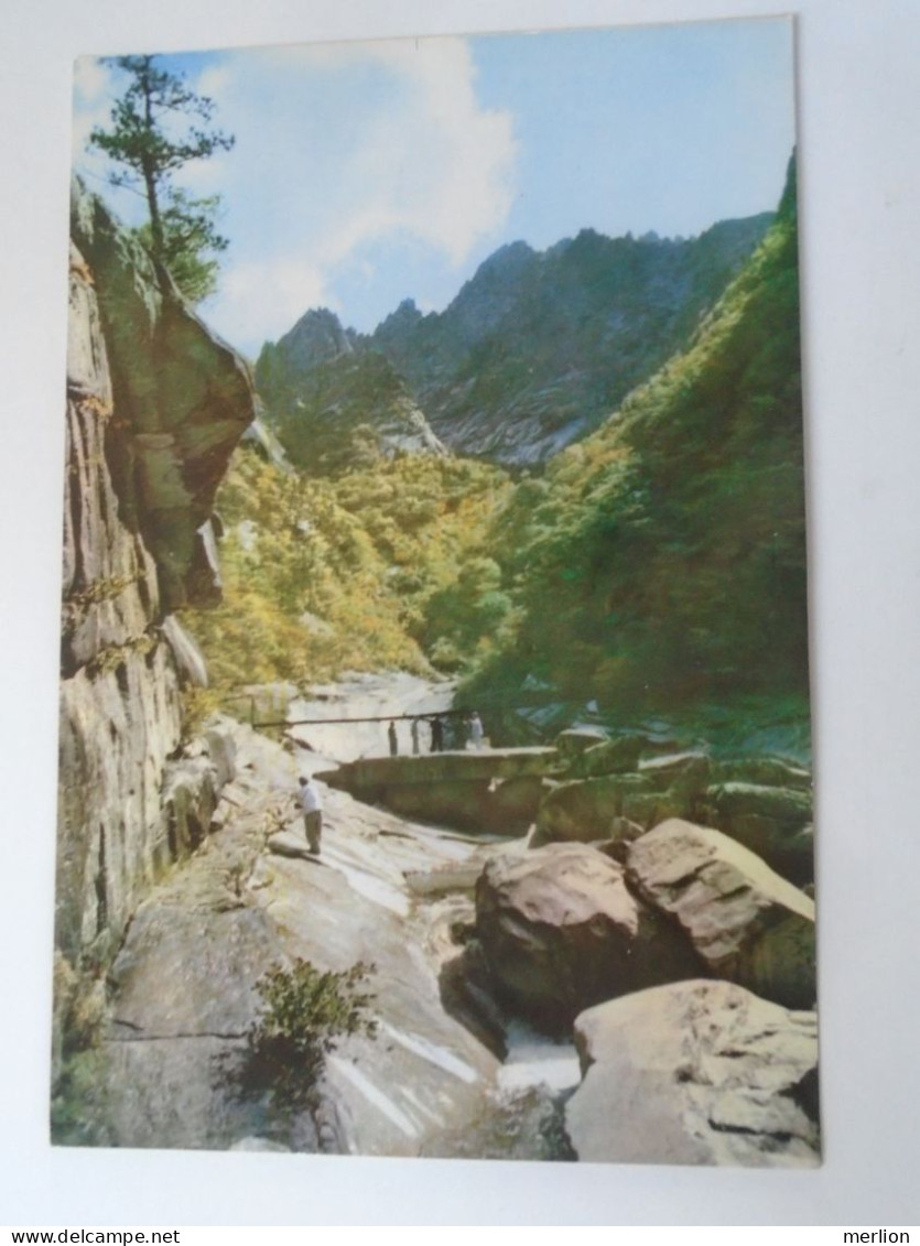 D199053   North KOREA  - Pyongyang - Okryoo-dong Valley   Ca 1960-70's - Corée Du Nord