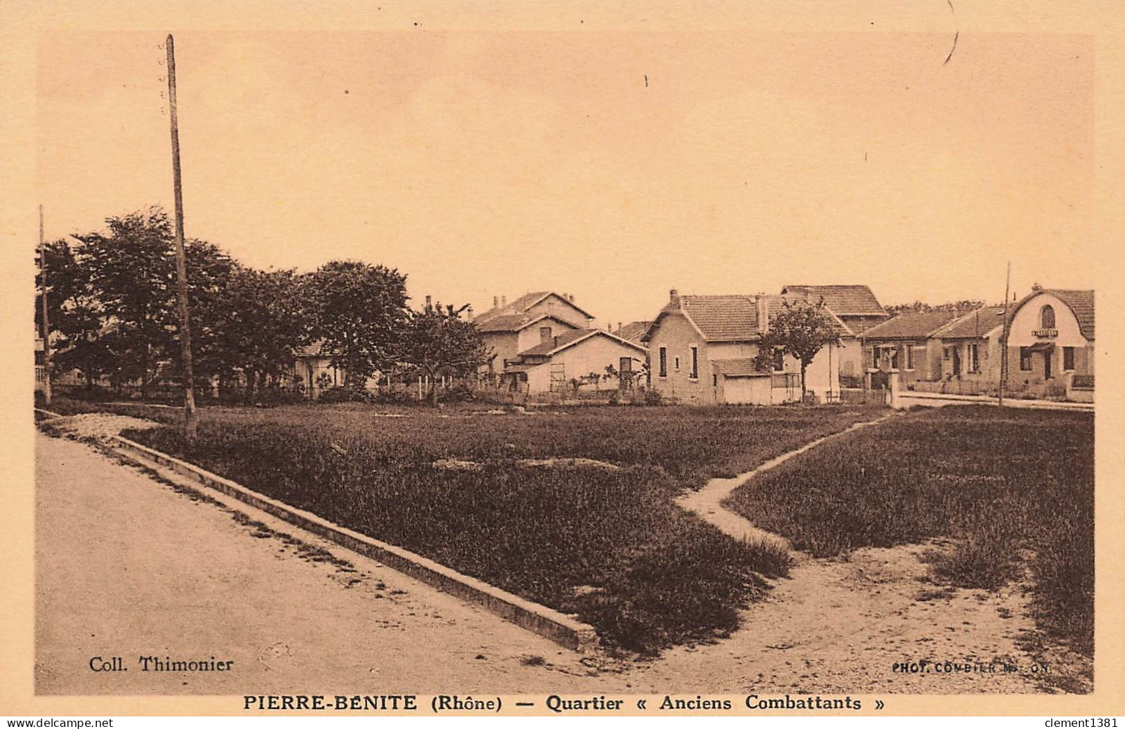 Pierre Benite Quartier Anciens Combattants Militaria - Pierre Benite