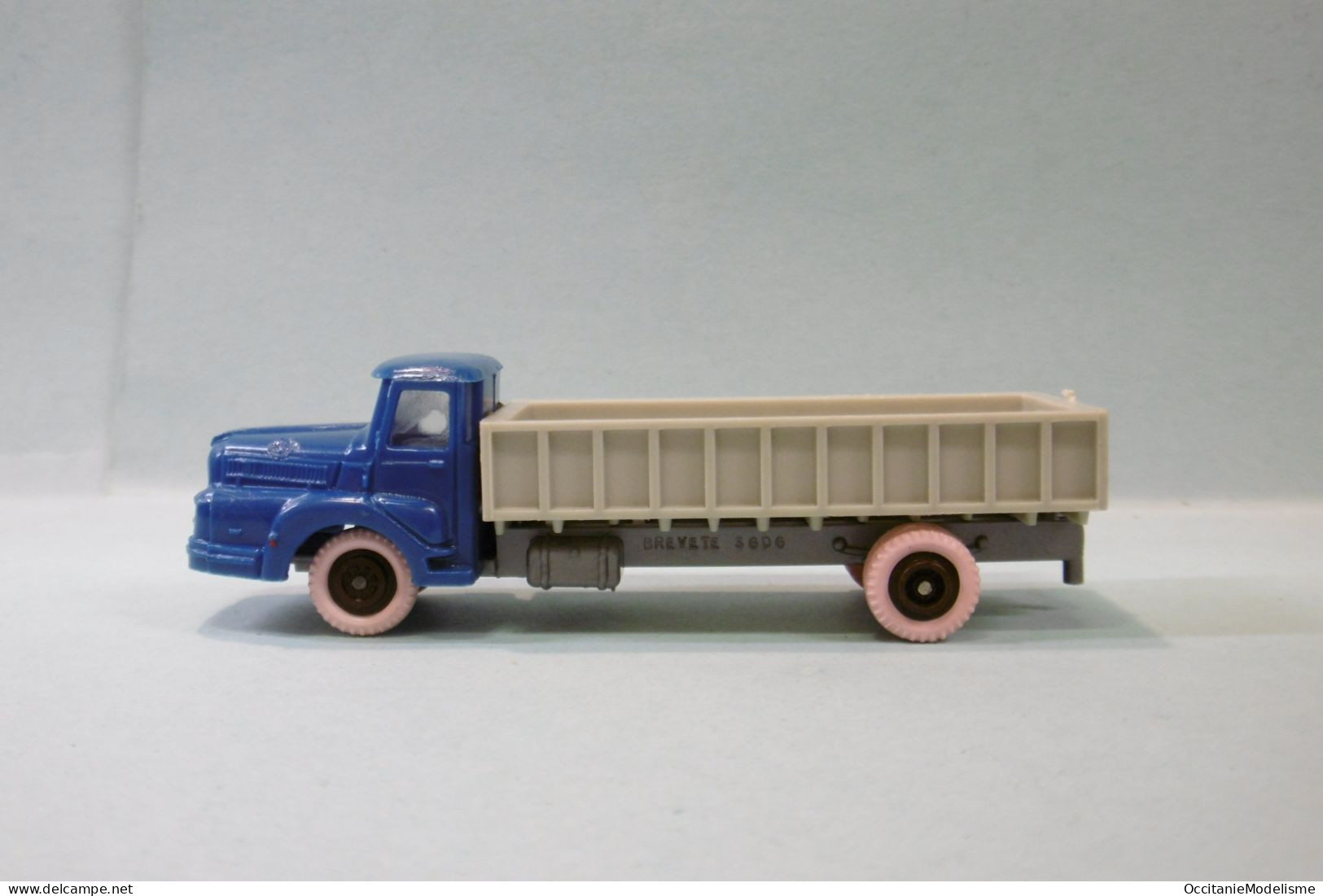 Clé - Camion UNIC IZOARD Bleu Benne Grise HO 1/87 1/90 - Baanvoertuigen