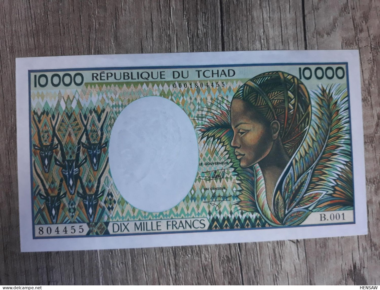 CHAD 10000 FRANCS P 12 1991 AUNC SC NEW - Ciad