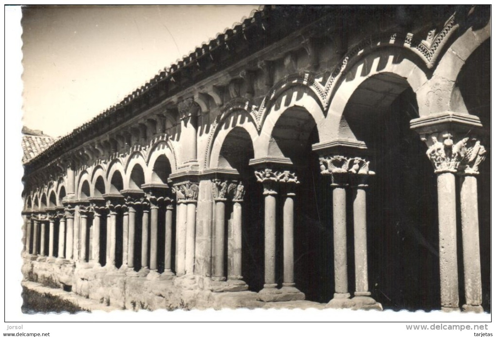 POSTAL    18.-  SORIA - ESPAÑA -  CLAUSTRO COLEGIATA SAN PEDRO  ( ED. DARVI ) - Soria