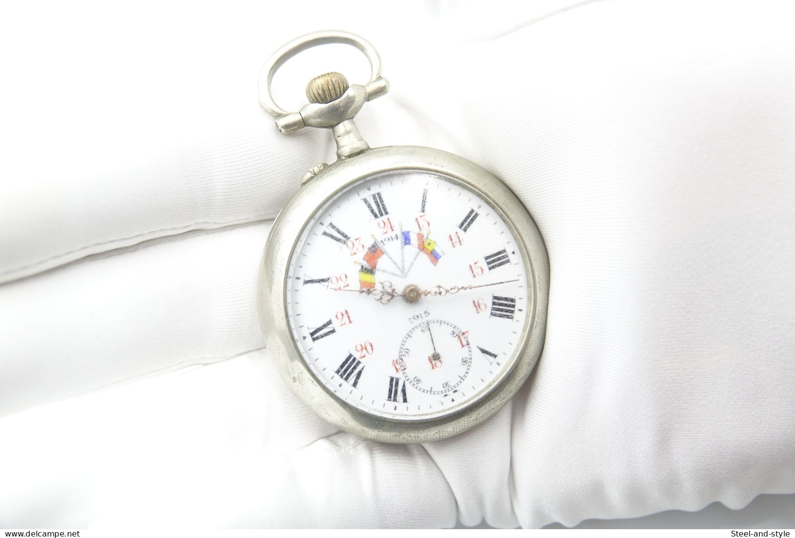 Watches : POCKET WATCH WW1 WWI 1914 - 1915 Allies Flags 1915's - ULTRA RARE - Original - Running - France / Belgium - Watches: Bracket