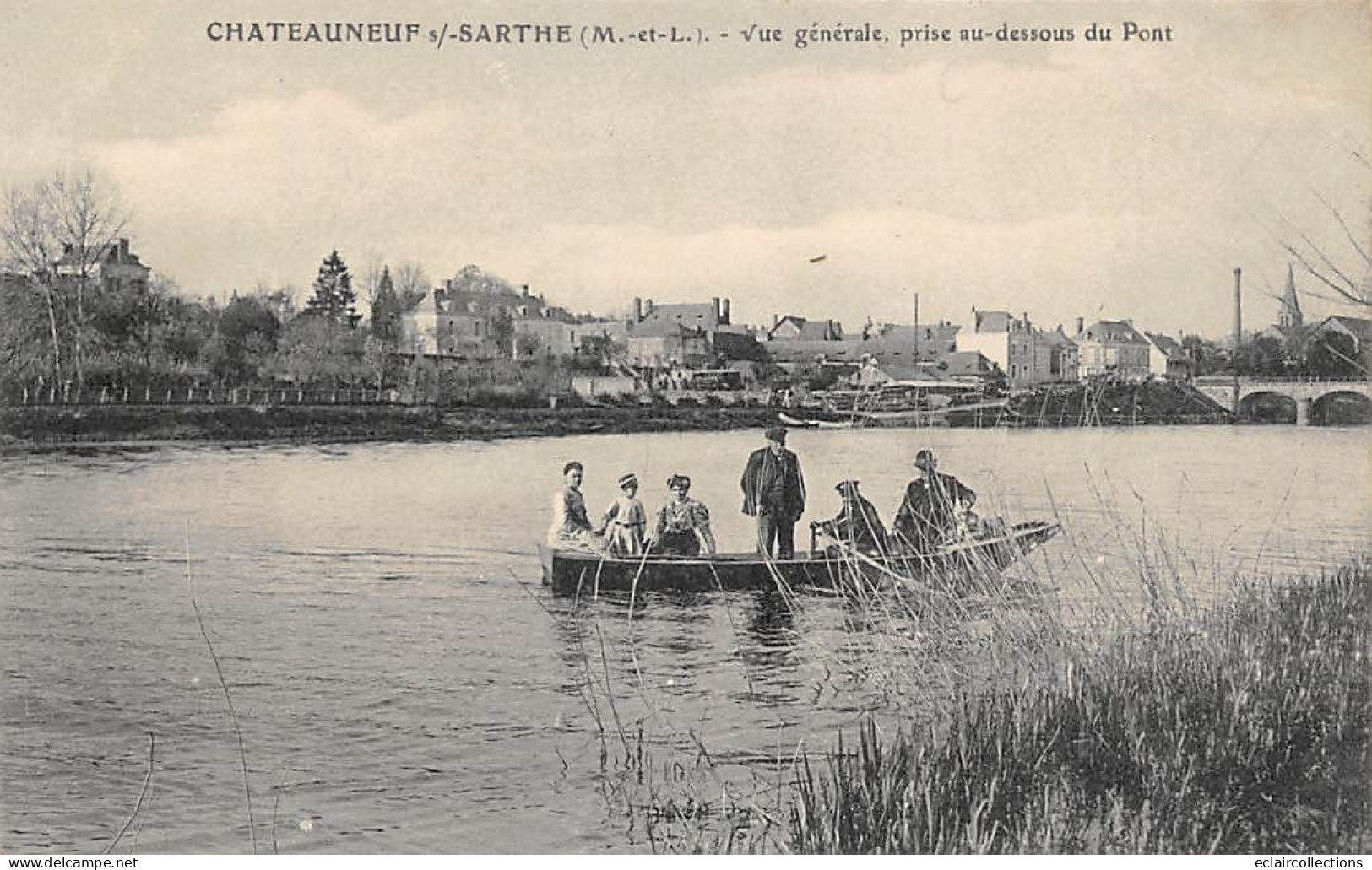 Chateauneuf Sur Sarthe      49          Vue Générale Et La Sarthe Prise Au Dessous Du Pont     (voir Scan) - Chateauneuf Sur Sarthe