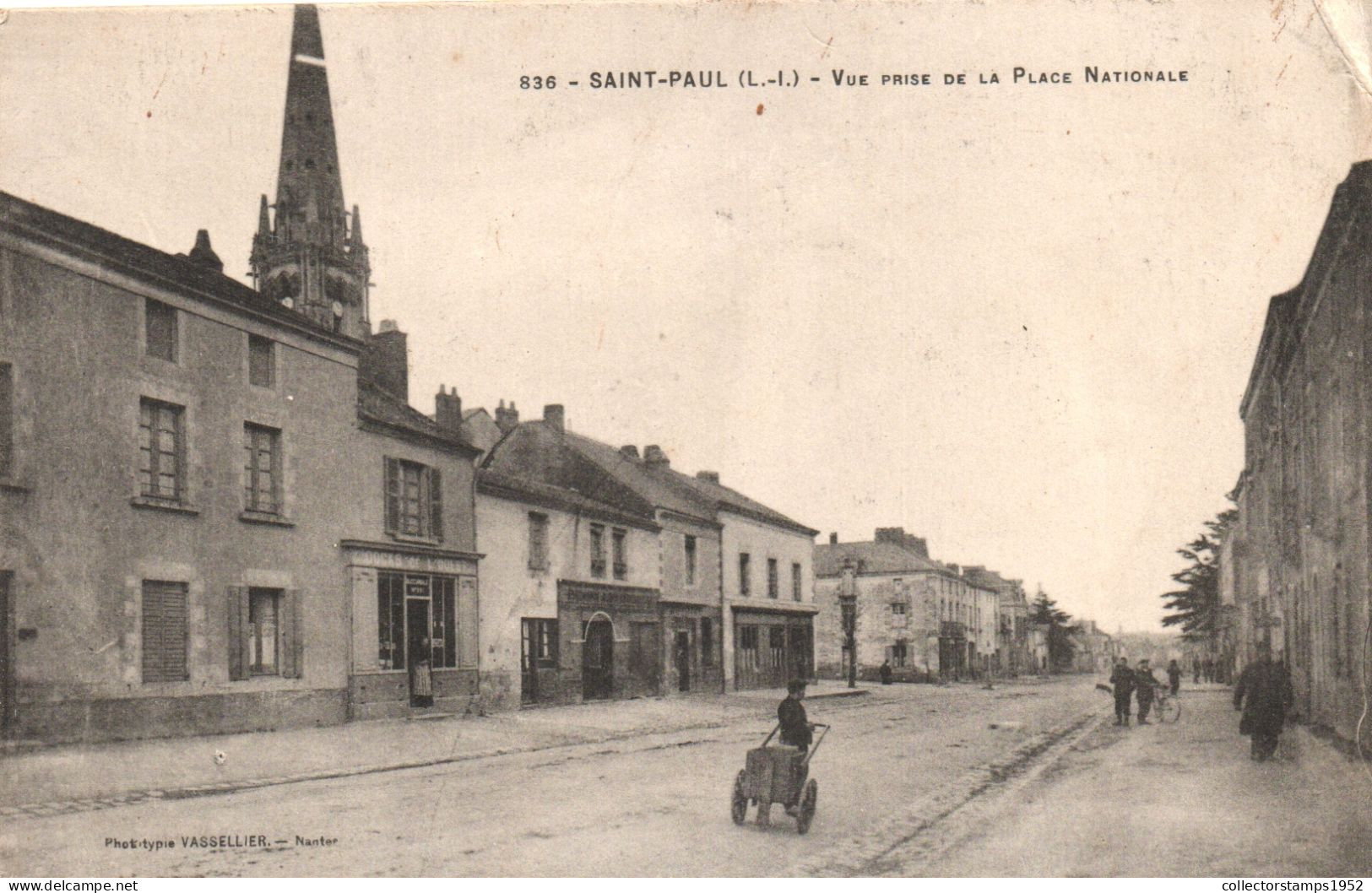 SAINT PAUL, ARCHITECTURE, CART, FRANCE - Saint Paul