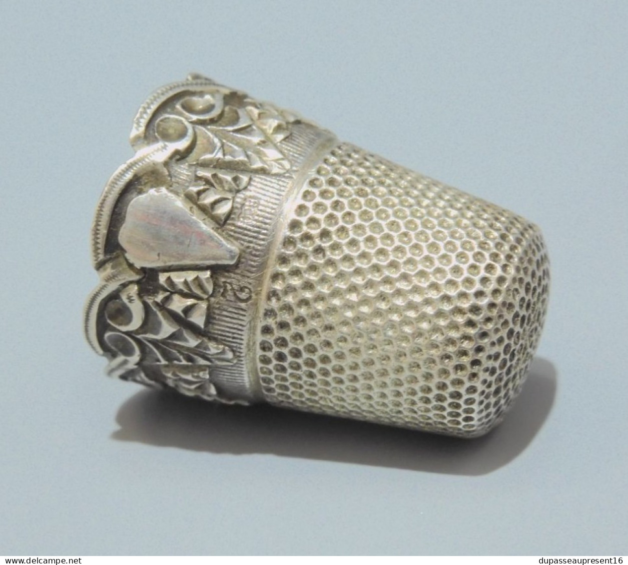 -ANCIEN Dé A COUDRE ARGENT MASSIF Poinçon Charançon COLLECTION COUTURE BRODER     E - Thimbles