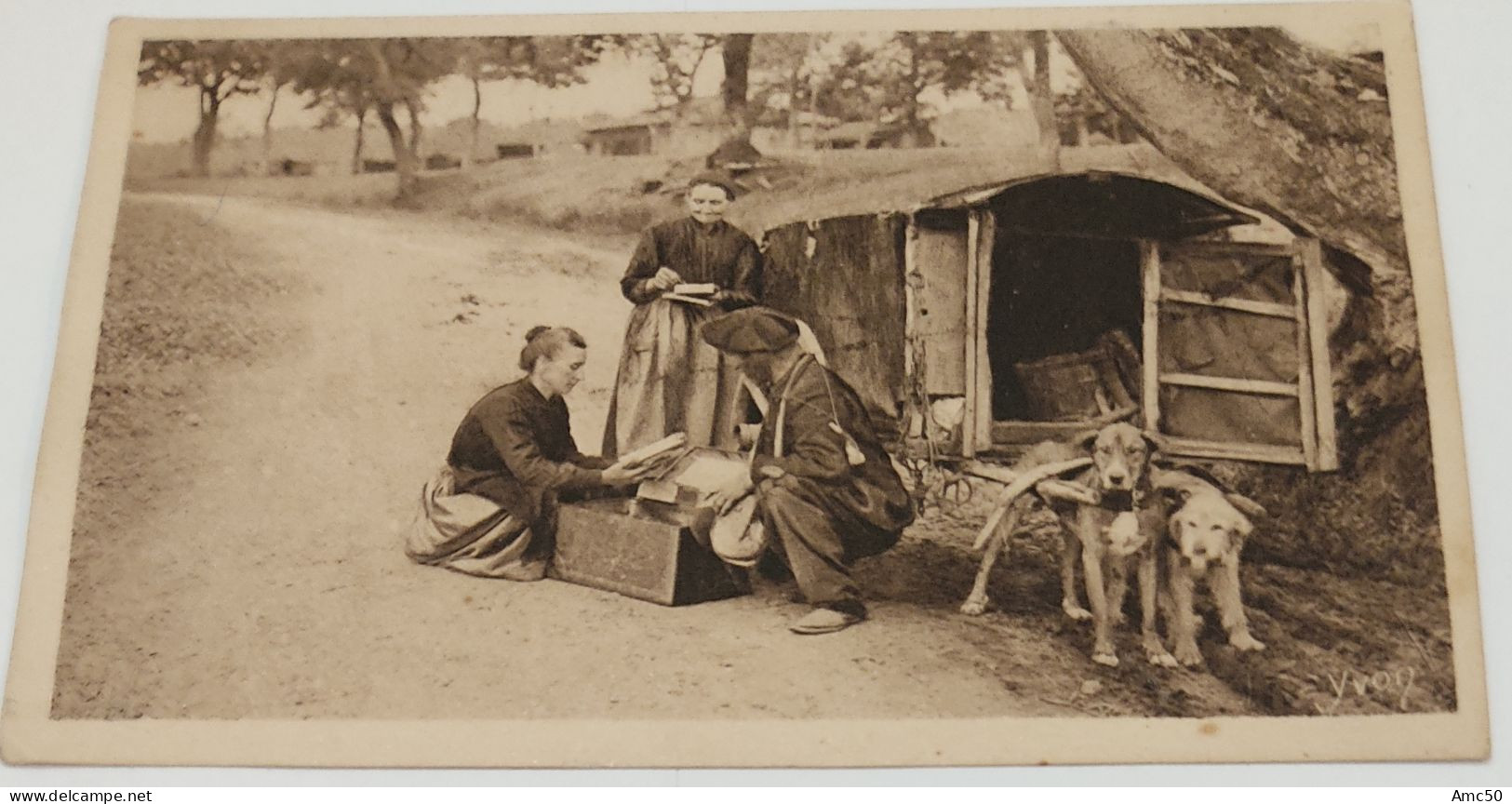 1 CP Marchand Ambulant La Douce France Les Dernières Nouveautés De La Saison, Mesdames Edition Yvon - Händler