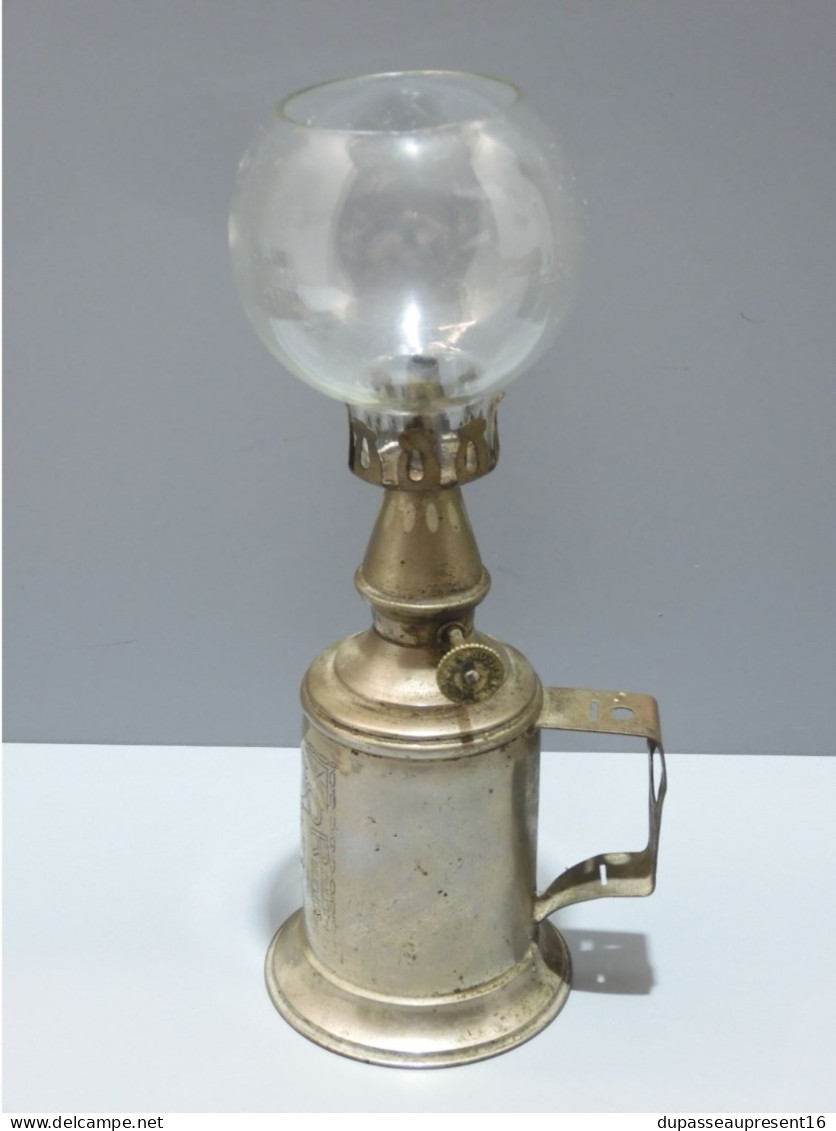 -ANCIENNE LAMPE PIGEON A ESSENCE CLAMFOR COMPLETE avec son VERRE & sa mèche    E