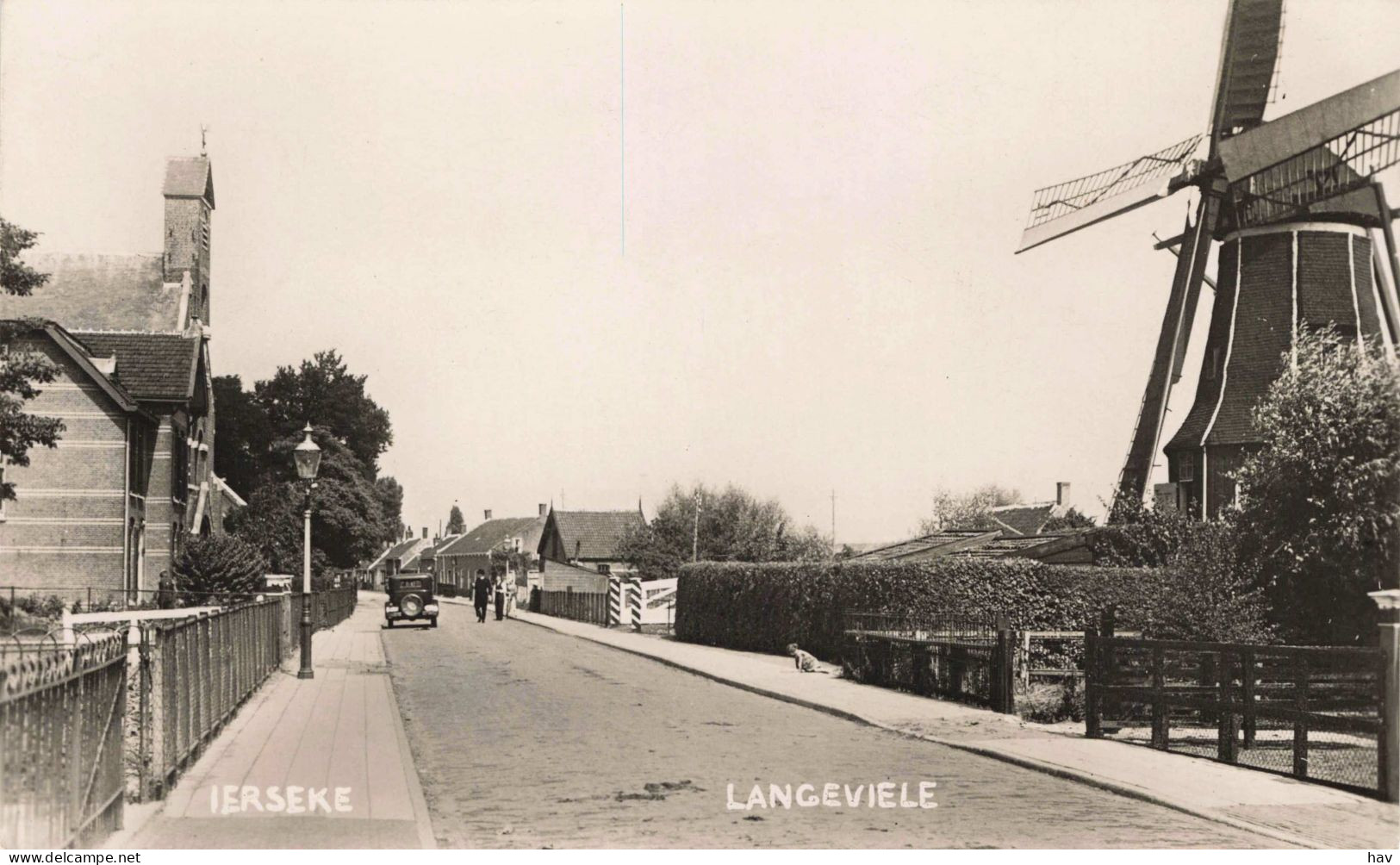 Yerseke Langeviele Molen R.-K. Kerk 2533 - Yerseke