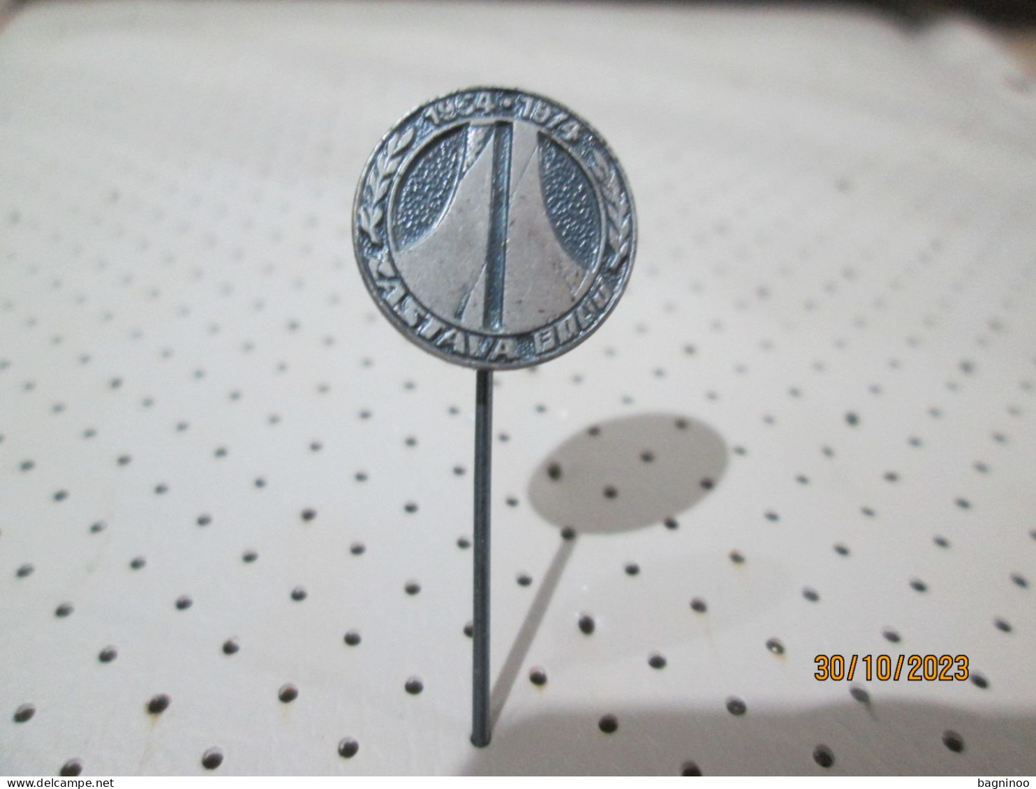 FIAT ZASTAVA Car Pin - Fiat