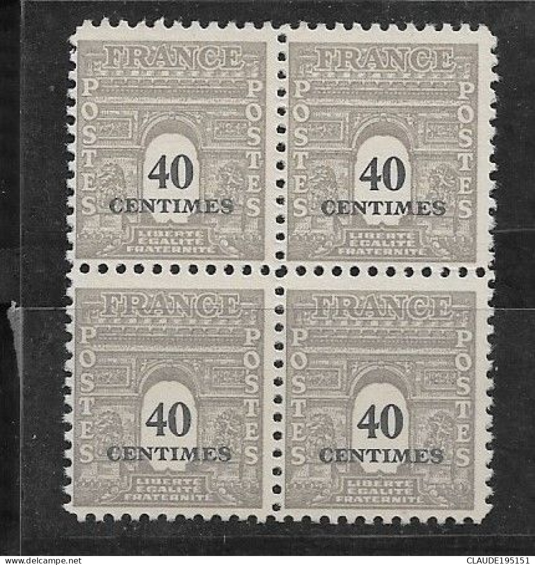 FRANCE 1945  N° 703**     BLOC DE 4 GOMME D'ORIGINE SANS CHARNIÈRE  NEUF TTB      2 SCANS - 1944-45 Triumphbogen