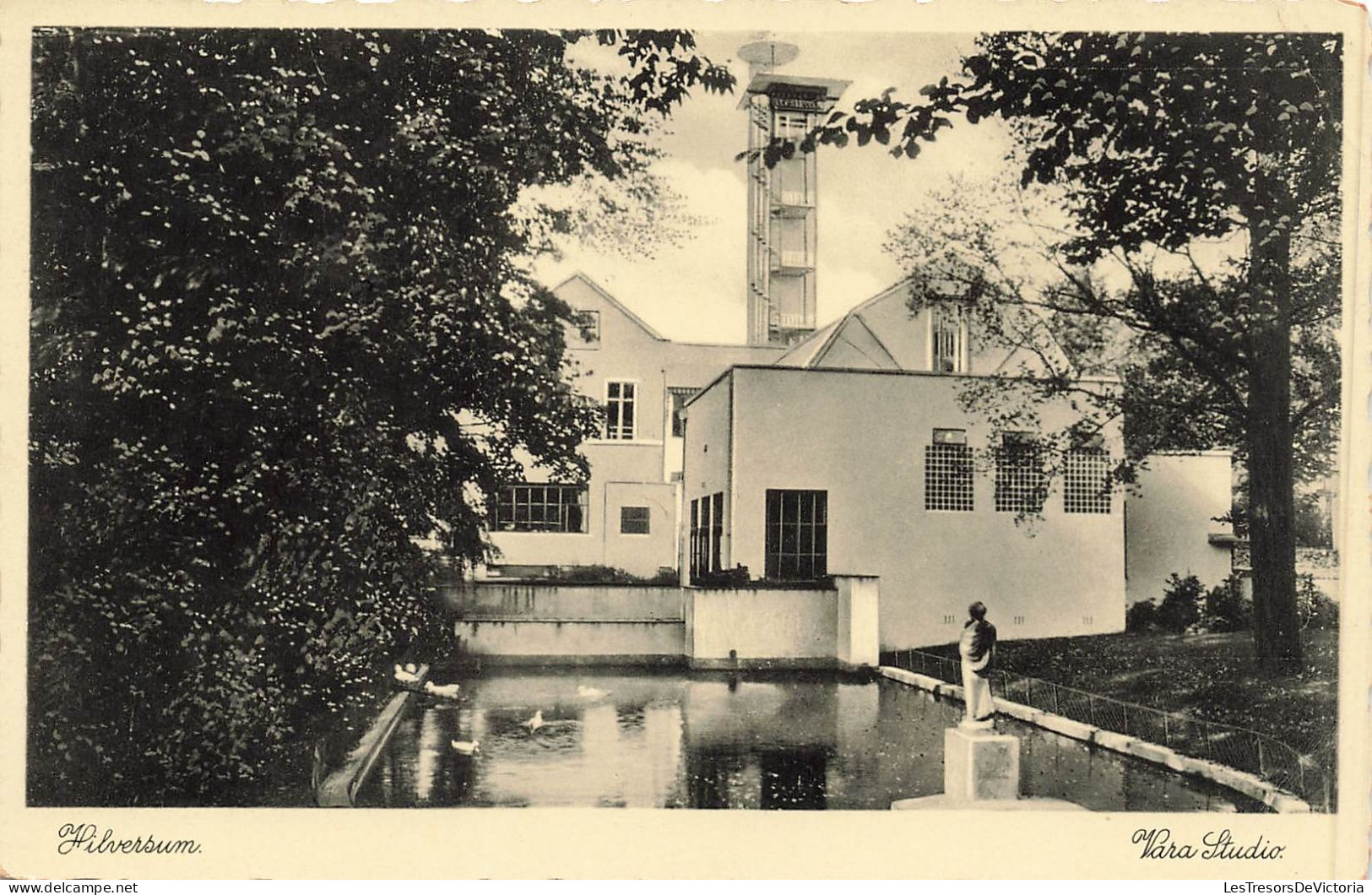 PAYS BAS - Hilversum - Une Maison Moderne -  Carte Postale Ancienne - Hilversum