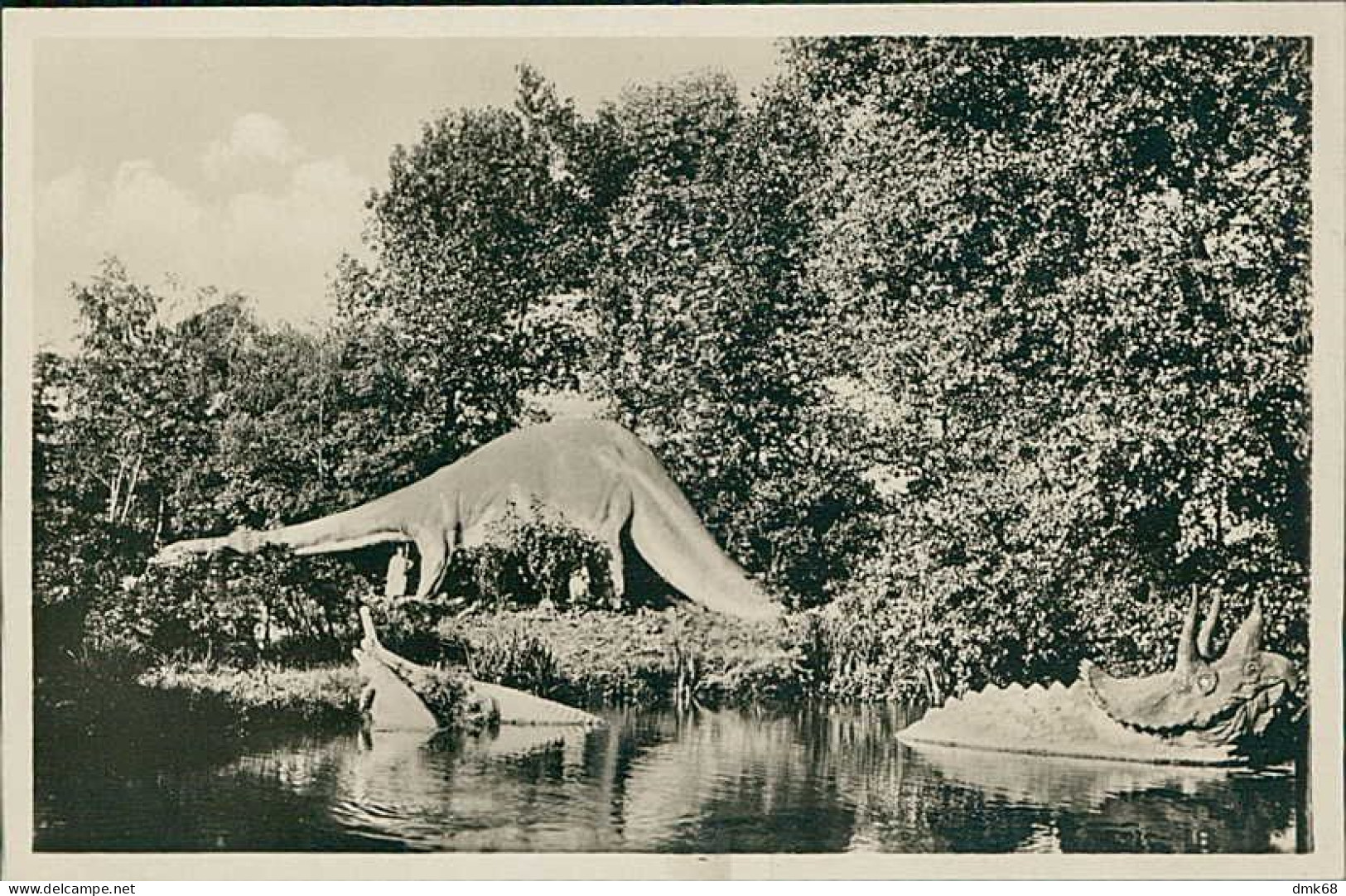 HAMBURG / STELLINGEN - CARL HAGENBECK'S TIERPARK - URWELT LANDSCHAFT - DIPLODOCUS TELEOSAURUS TRICERATOPS - 1930s (16875 - Stellingen