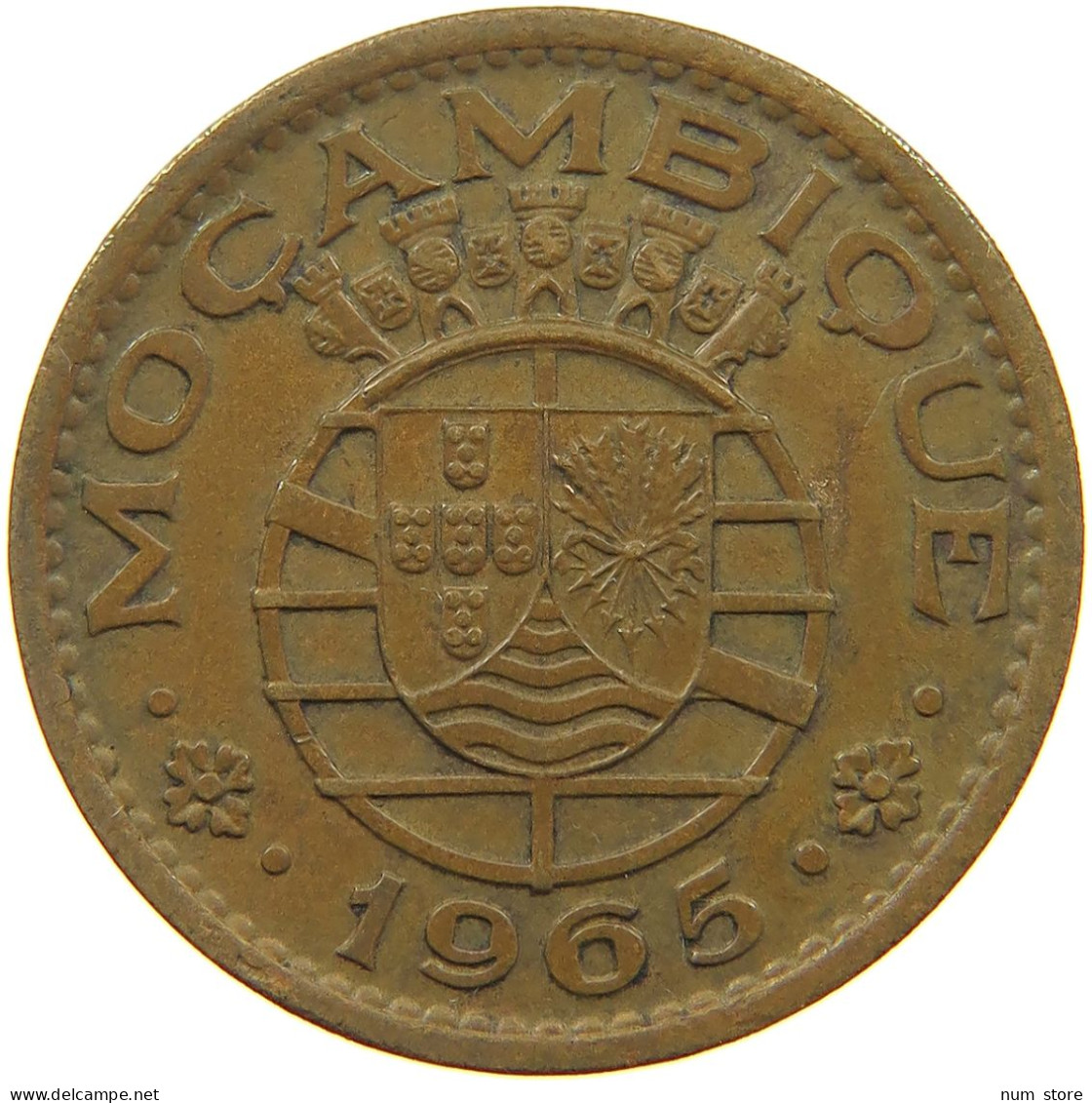 MOZAMBIQUE ESCUDO 1965  #a042 0195 - Mozambique