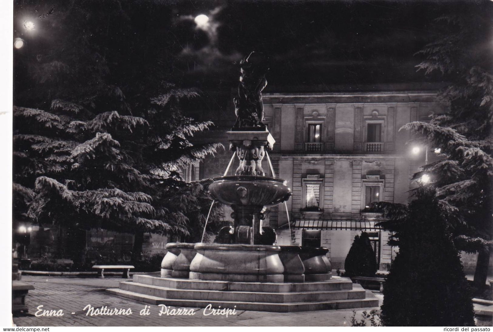 Cartolina Enna - Notturno Di Piazza Crispi - Enna