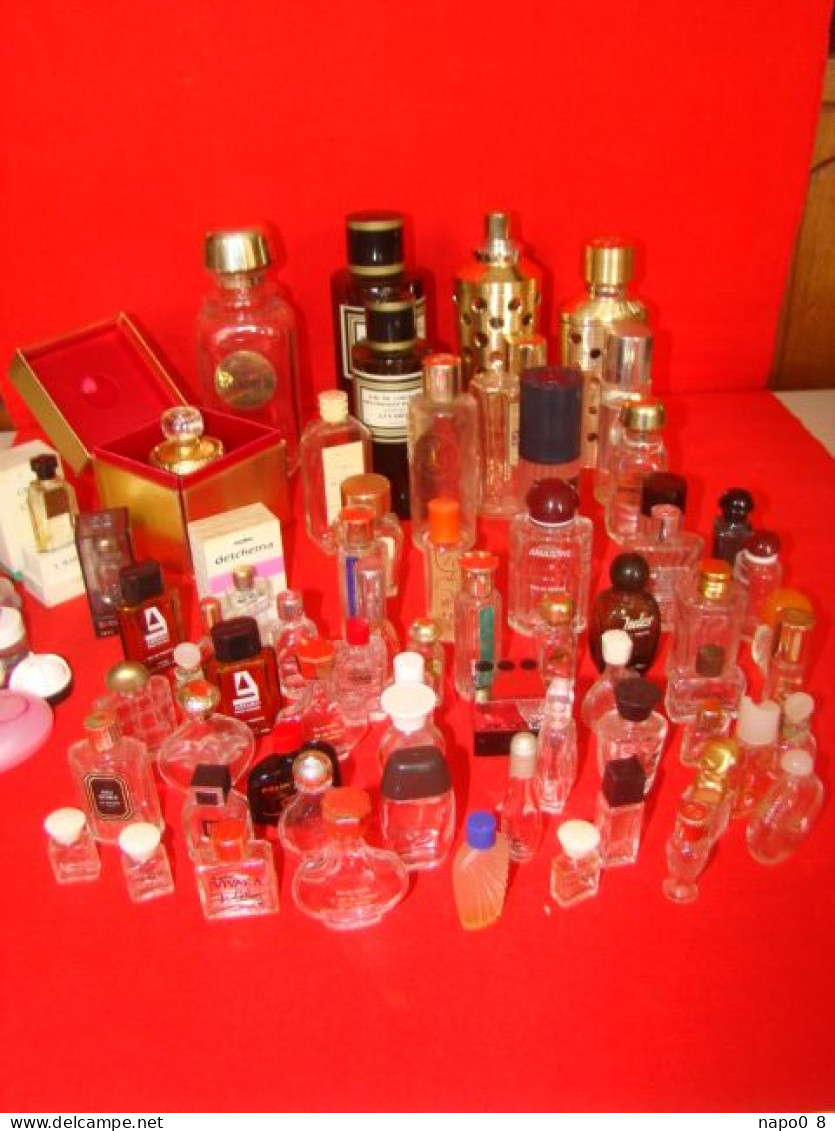 Lot De 60 Flacons Vides De Différentes Marques D'eau De Toilette , Eau De Cologne,eau Sauvage Etc. - Flacons (vides)