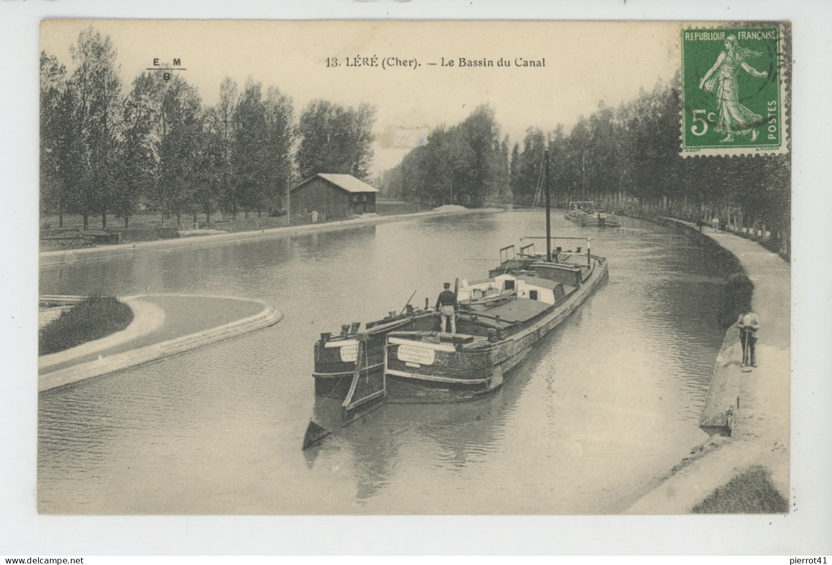 LÉRÉ - Le Bassin Du Canal (péniches ) - Lere