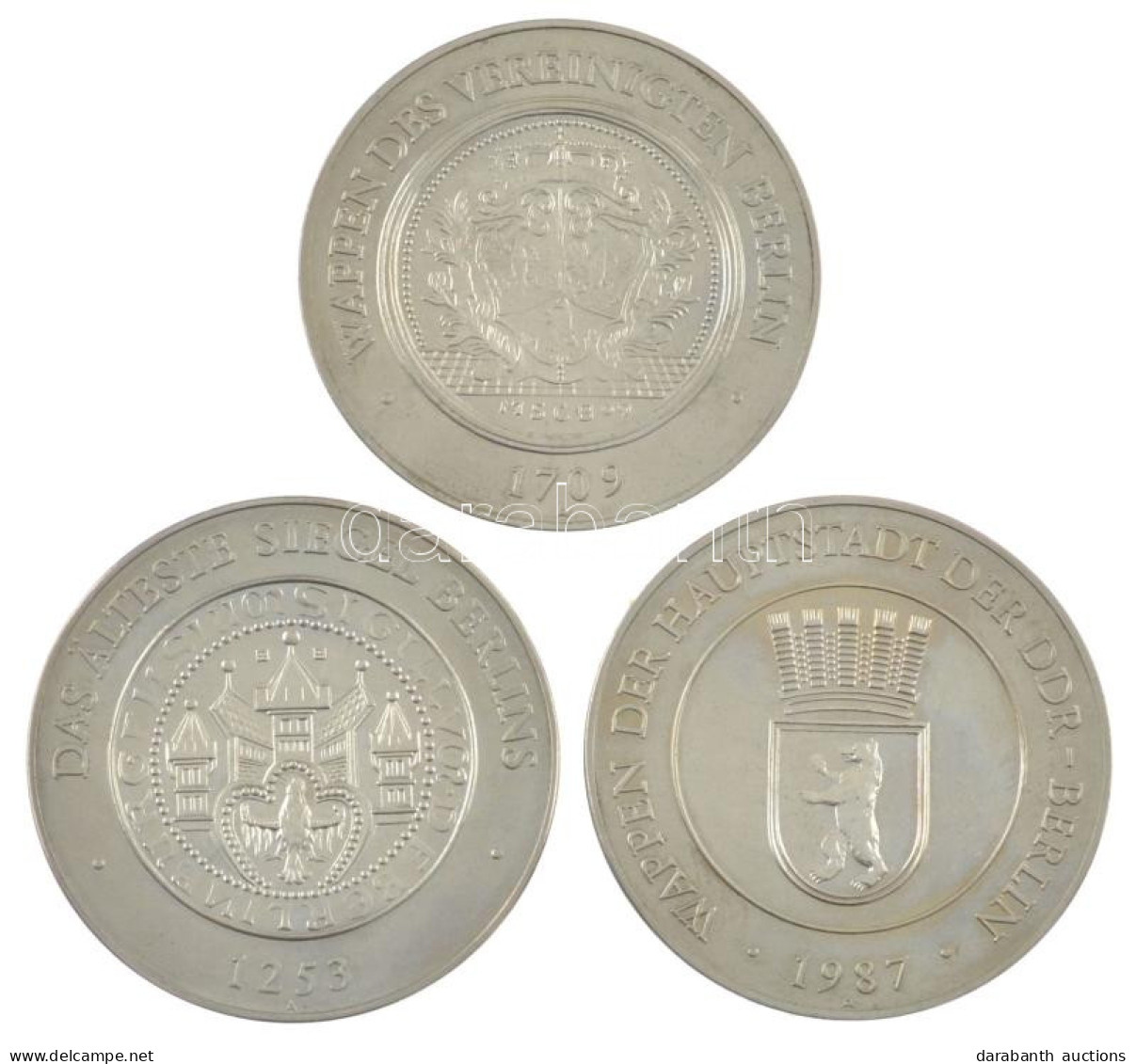 NDK 1987. "750 éves Berlin" (3xklf) Fém Emlékérem Szett Eredeti Dísztokban (40mm/db) T:UNC,AU Kis Patina, Ujjlenyomat GD - Unclassified