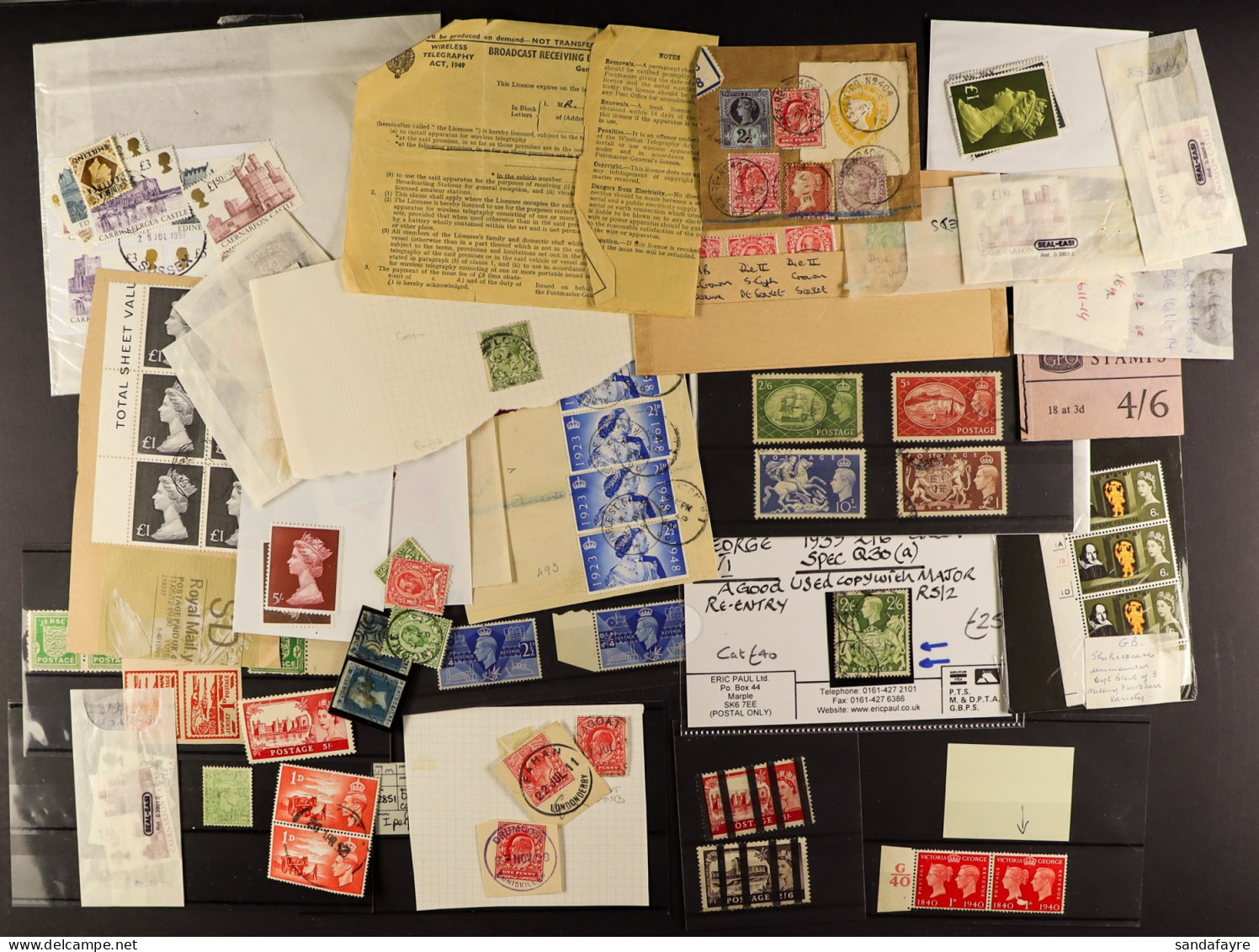 UNTIDY LITTLE BALANCE Of Stamps In Packets, On Stock Cards, On Pages & Loose, Includes KGVI Â½d Green With Offset, 1940  - Sonstige & Ohne Zuordnung