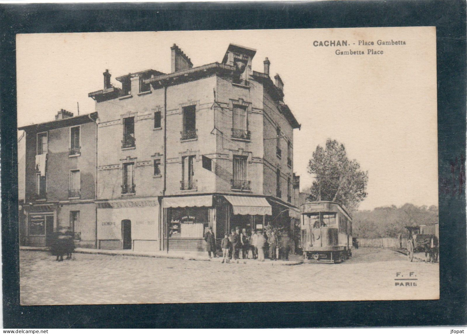 94 VAL DE MARNE - CACHAN Place Gambetta, Tramway (voir Description) - Cachan