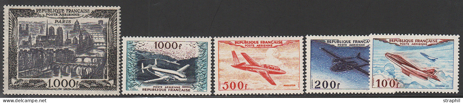 ** POSTE AERIENNE - 1927-1959 Mint/hinged