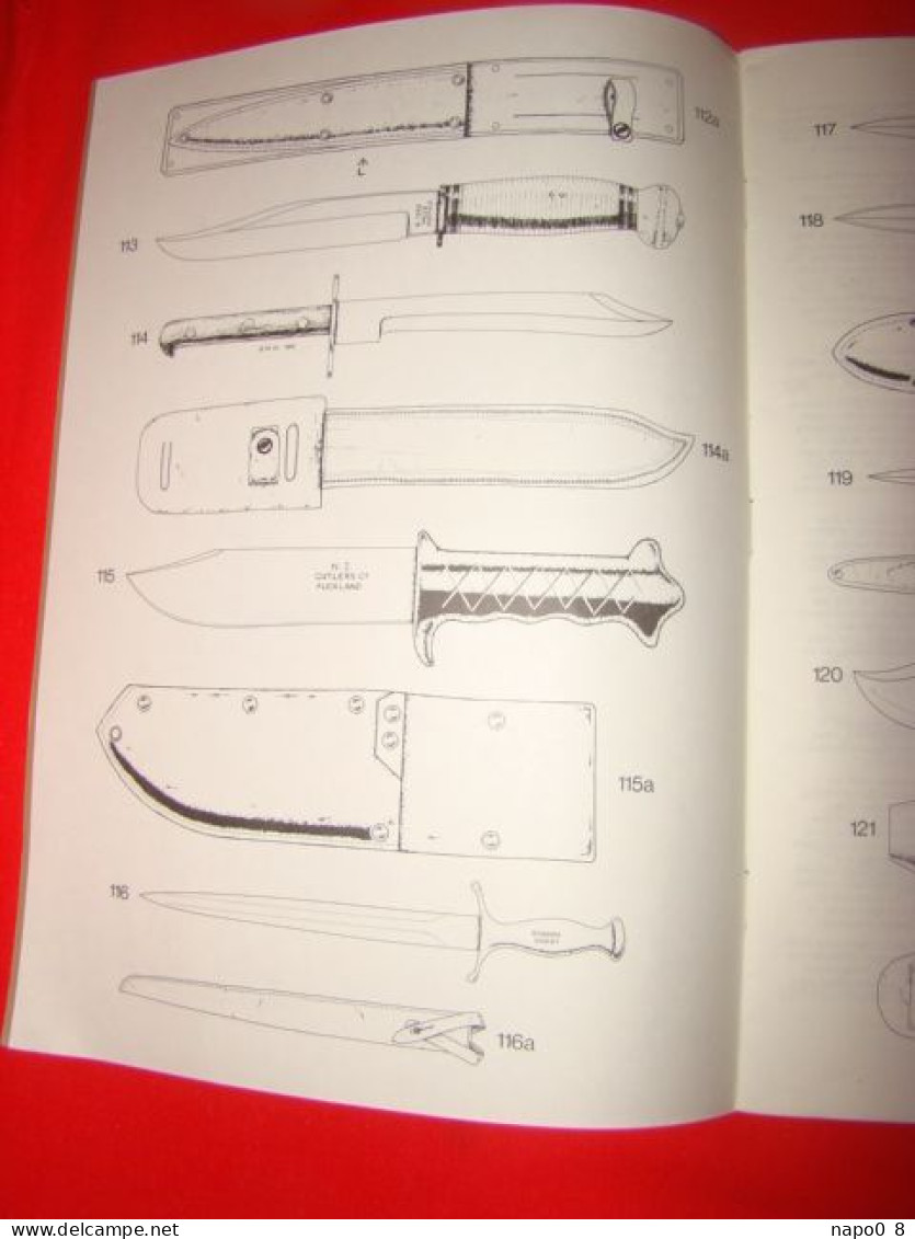 A PRIMER MILITARY KNIVES " Eurropean & Americn Combat Trench & Utility Knves " Par Gordon Hugues & Barry Jenkins Vol.2 - English