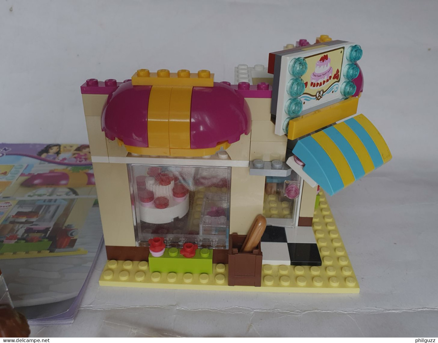 EQUIVALENCE BOITE FIGURINES LEGO FRIENDS BOULANGERIE 41006 Figurine - Lego System