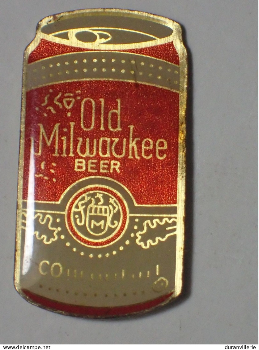 Pin's Bière Old Milwaukee Beer Cannette - Beer