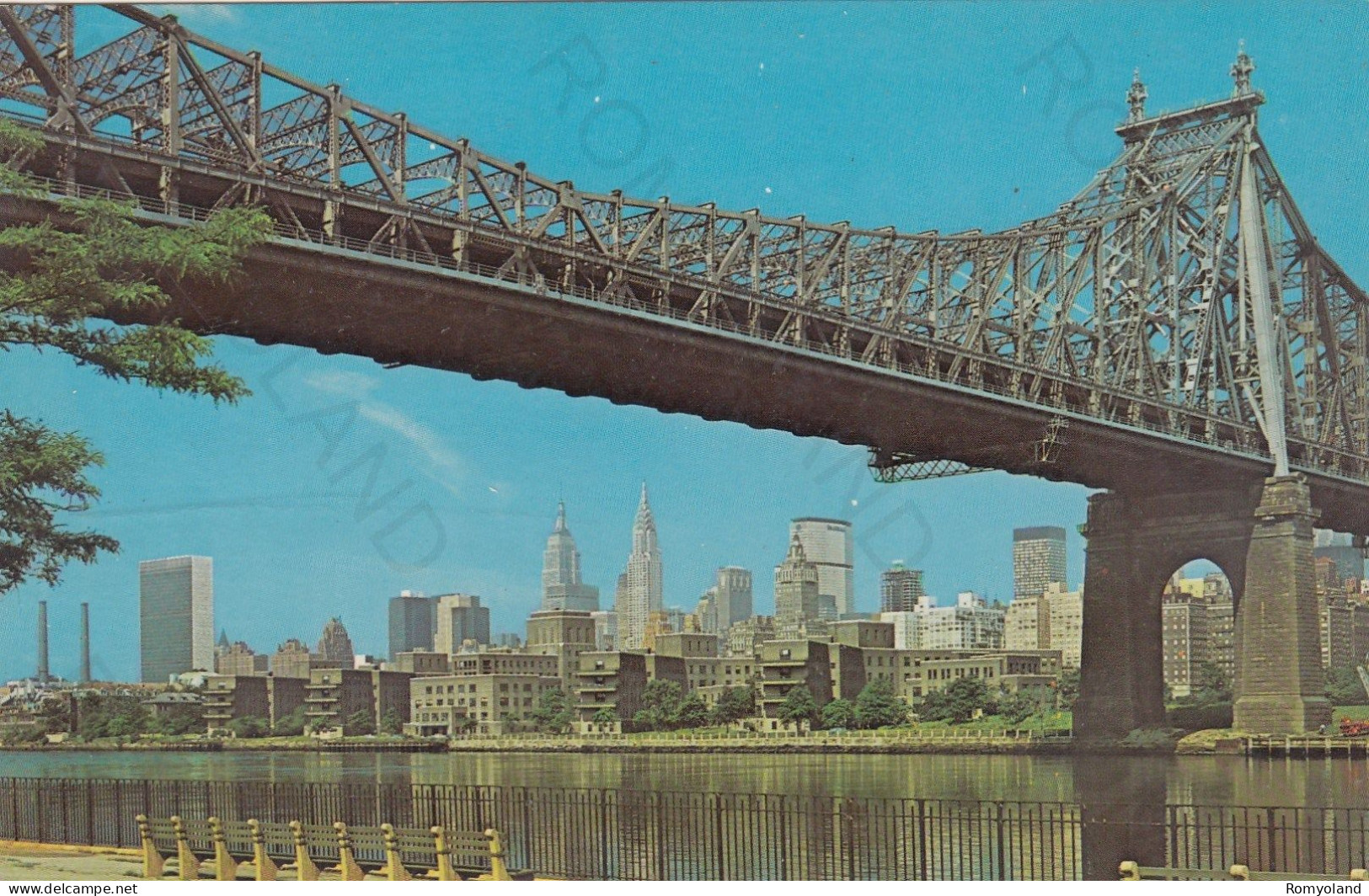 CARTOLINA  NEW YORK CITY,NEW YORK,STATI UNITI-QUEENSBORD BRIDGE-NON VIAGGIATA - Ponti E Gallerie