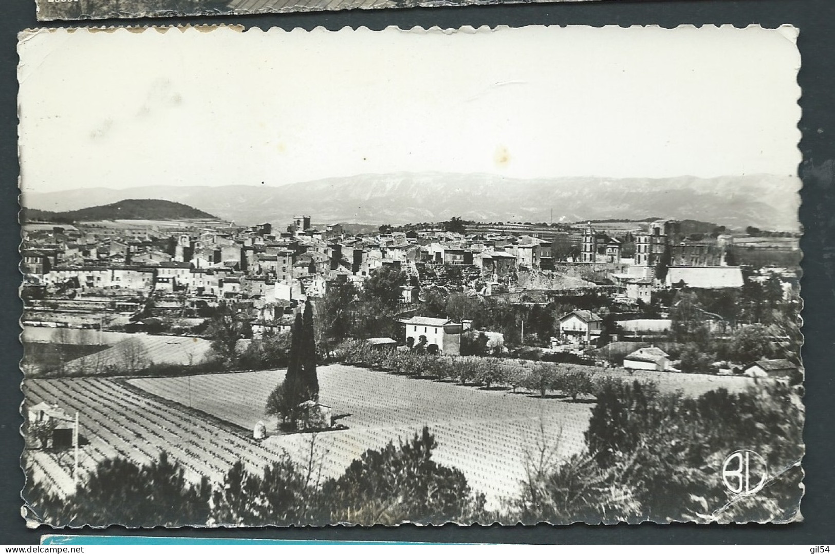 La Tour D'Aigues - Vue Générale  ( Plis Dans Un Angle )   -  Val11 - La Tour D'Aigues