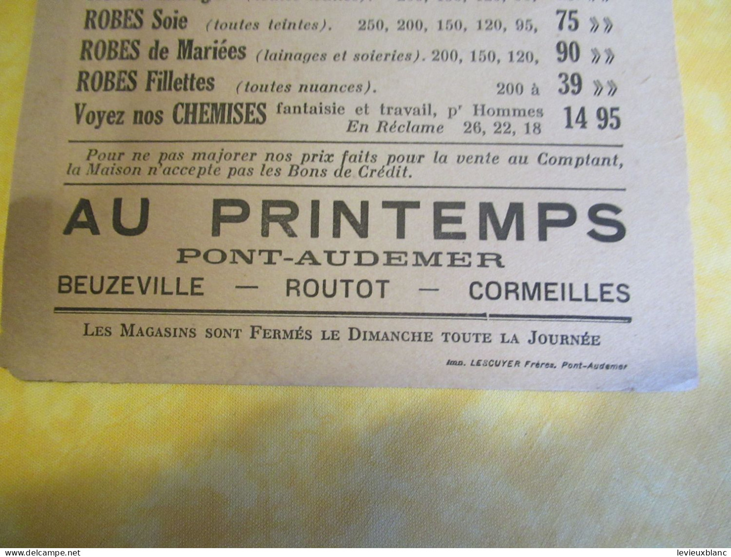 Buvard Ancien /Vêtement/Au PRINTEMPS Pont-Audemer, Beuzeville, Routot, Cormeilles/Nouveautés/ Vers 1920-1940     BUV704 - Kleding & Textiel