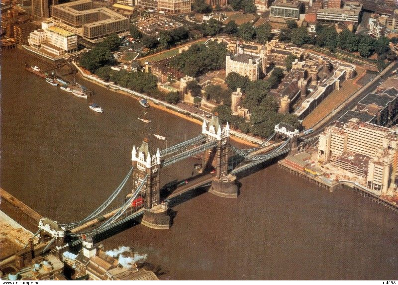 3 AK England * 3 Ansichten Der Tower Bridge Auch Mit Luftbildaufnahme * - River Thames