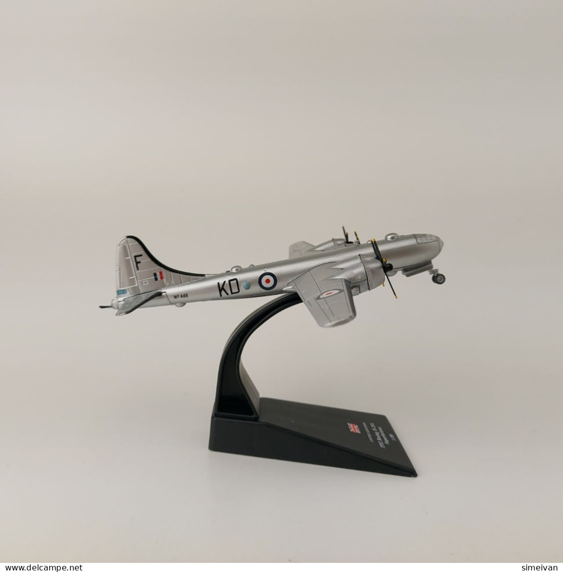 Diecast Model Fighter Aircraft 1952 Boeing B-29A Superfortress AmerCom 1:200 #5425 - Avions & Hélicoptères