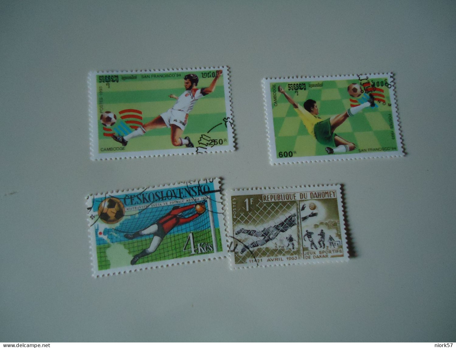 CAMBODIA   STAMPS USED  LOT 4 FOOTBALL SOCCER WORLD CUP - Sonstige & Ohne Zuordnung