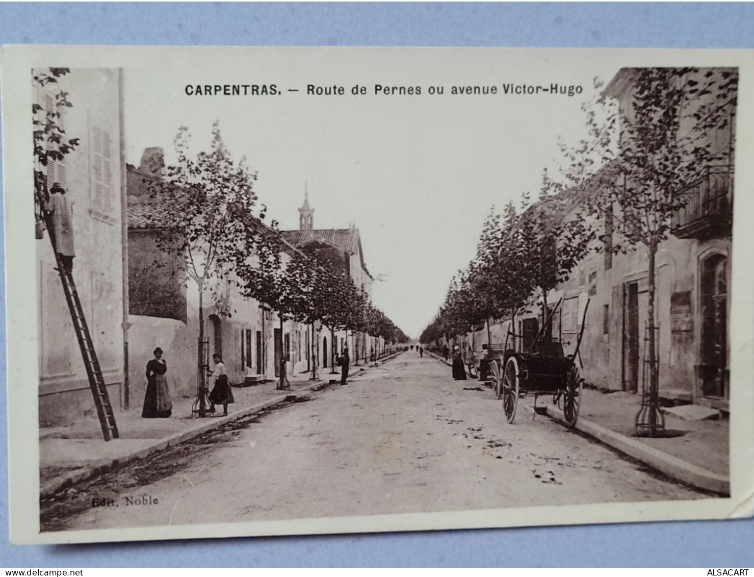 Carpentras , Route De Pernes Ou Avenue Victor- Hugo - Carpentras