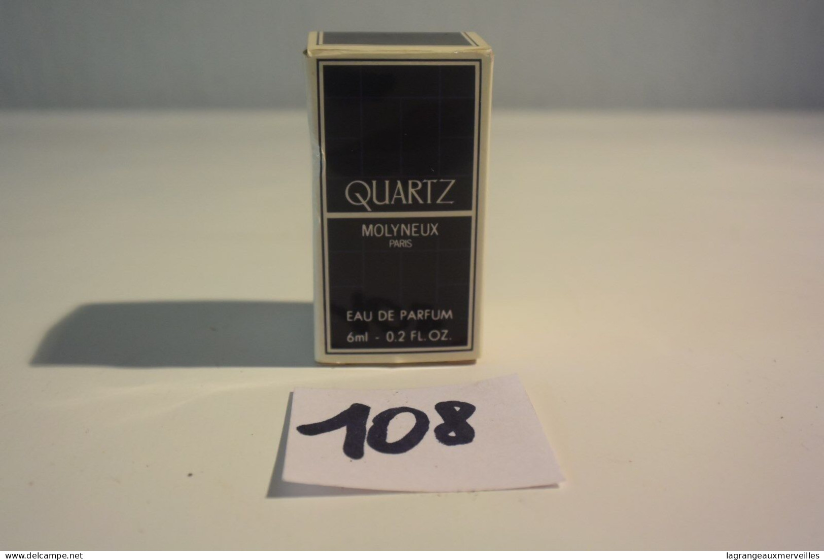 C108 Miniatures Parfum Quartz Paris France De Collection - Miniaturas Hombre (en Caja)