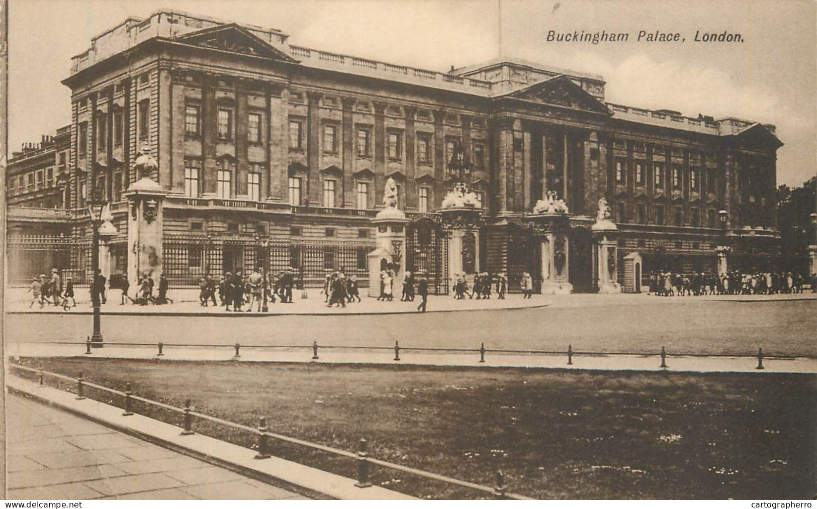 United Kingdom Postcard England London Buckingham Palace - Buckingham Palace