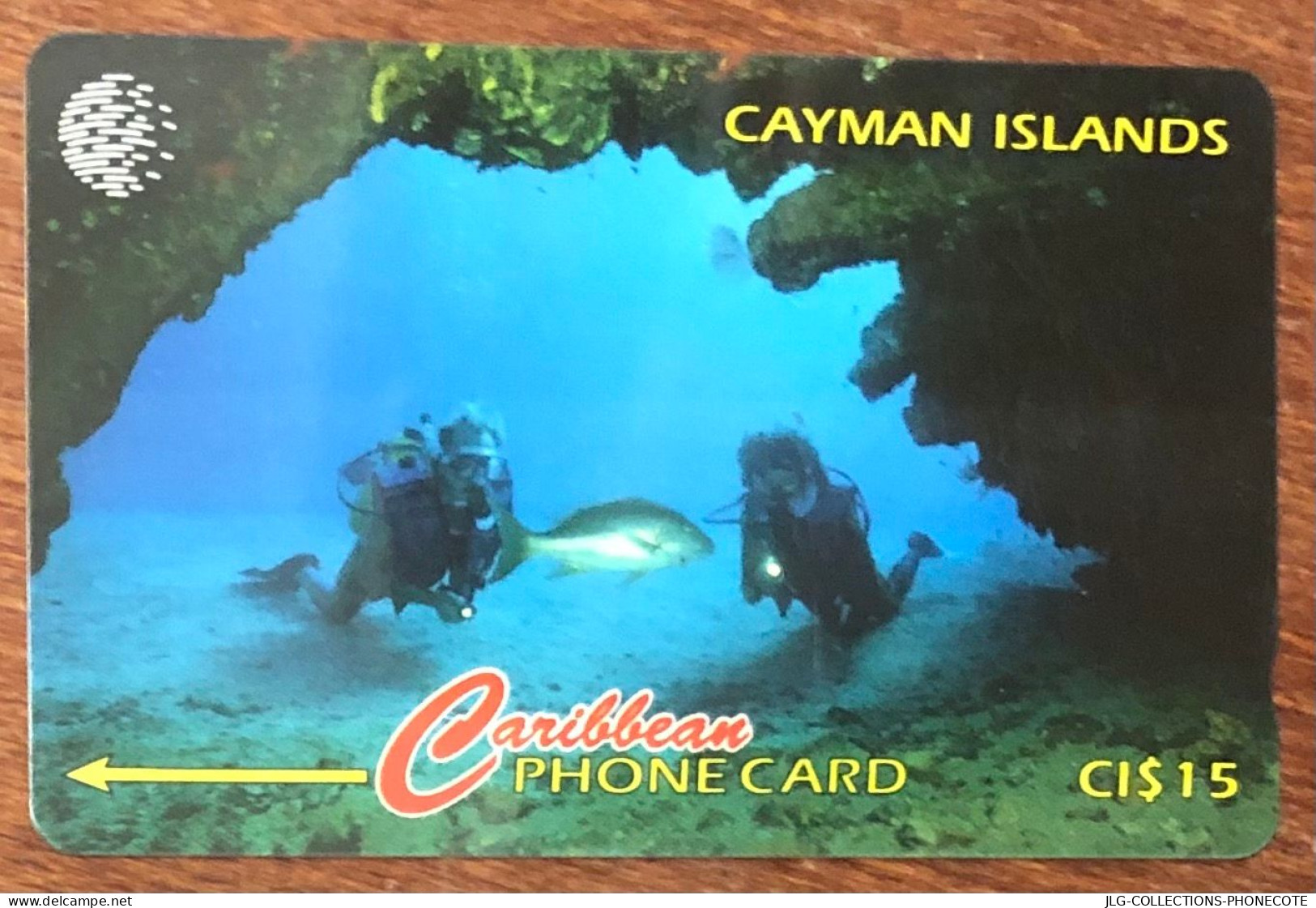 CAYMAN ISLANDS POISSON CI$ 15 CARIBBEAN CABLE & WIRELESS SCHEDA TELECARTE TELEFONKARTE PHONECARD CALLING CARD - Kaimaninseln (Cayman I.)