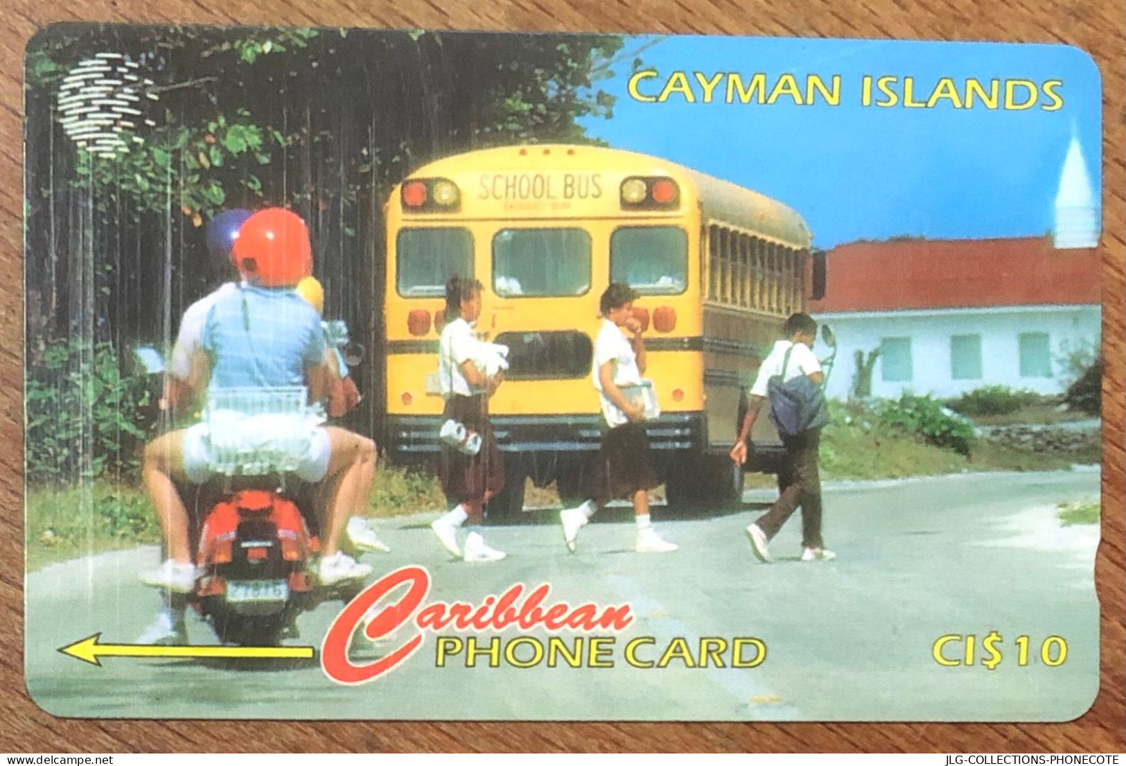 CAYMAN ISLANDS SCHOOL CI$ 10 CARIBBEAN CABLE & WIRELESS SCHEDA TELECARTE TELEFONKARTE PHONECARD CALLING CARD - Cayman Islands