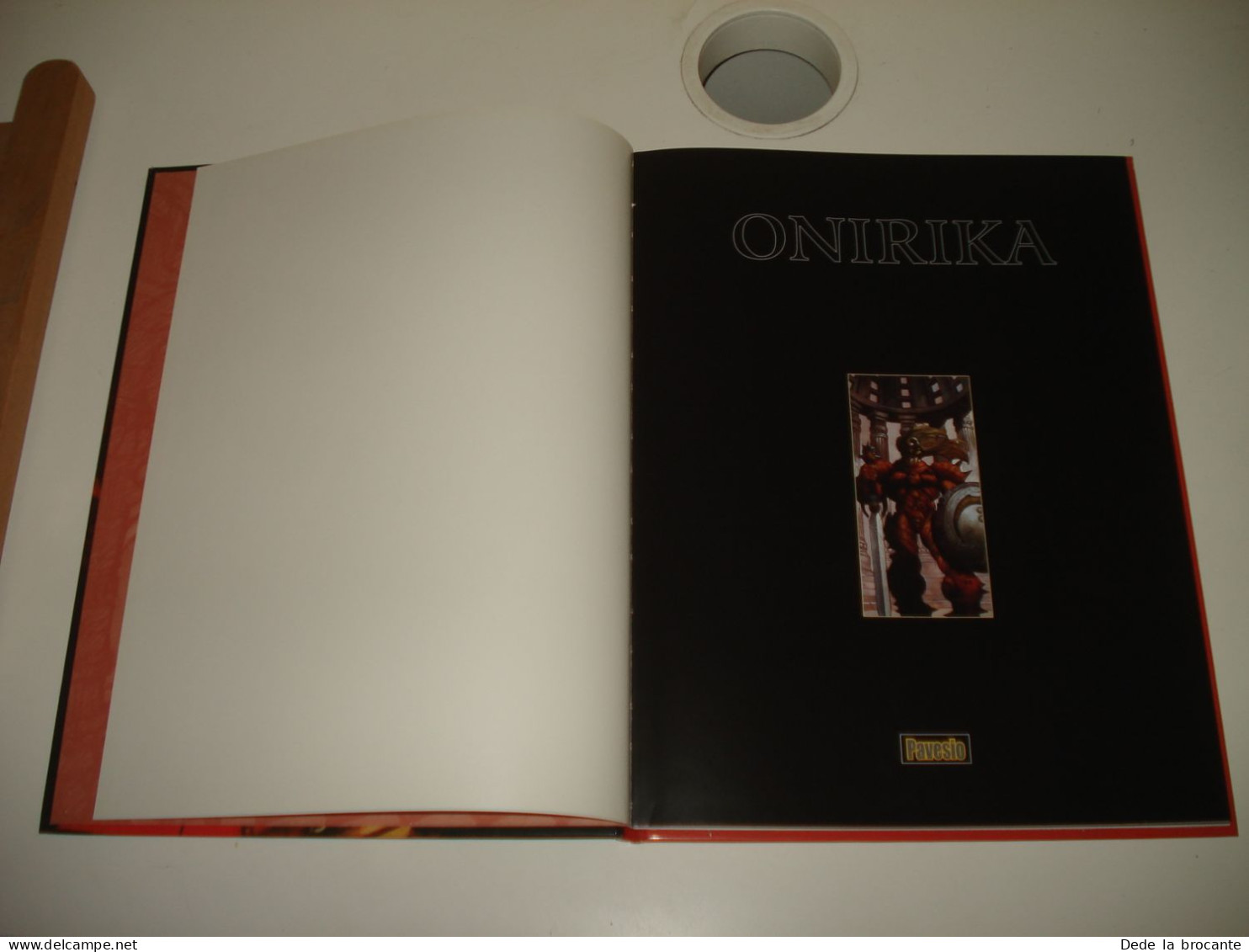 C53 / Onirika  Art Graphique - Photos - Croquis - Simone Bianchi - Pavesio - TBE - Planches Et Dessins - Originaux