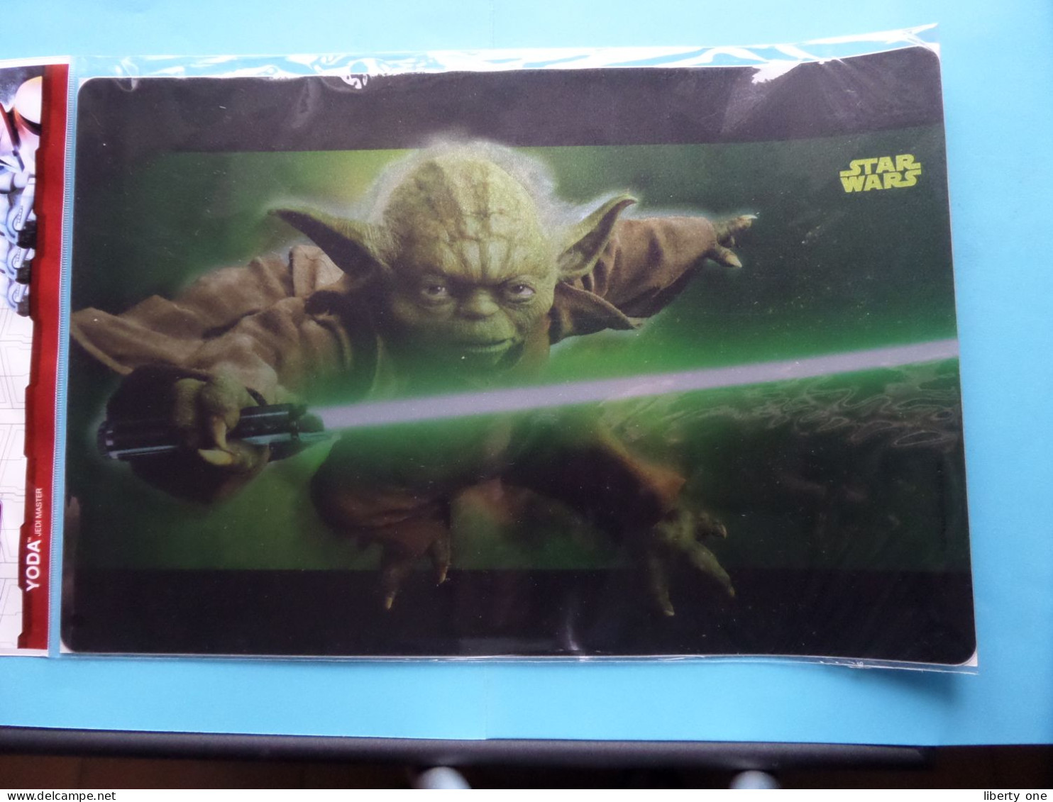 YODA Jedi Master > STAR WARS >>> Grote MUISMAT - MOUSE PAD - MAUSPAD Entryx ( Zie / Voir SCANS ) Format 33,5 X 22,5 Cm.! - Autres & Non Classés