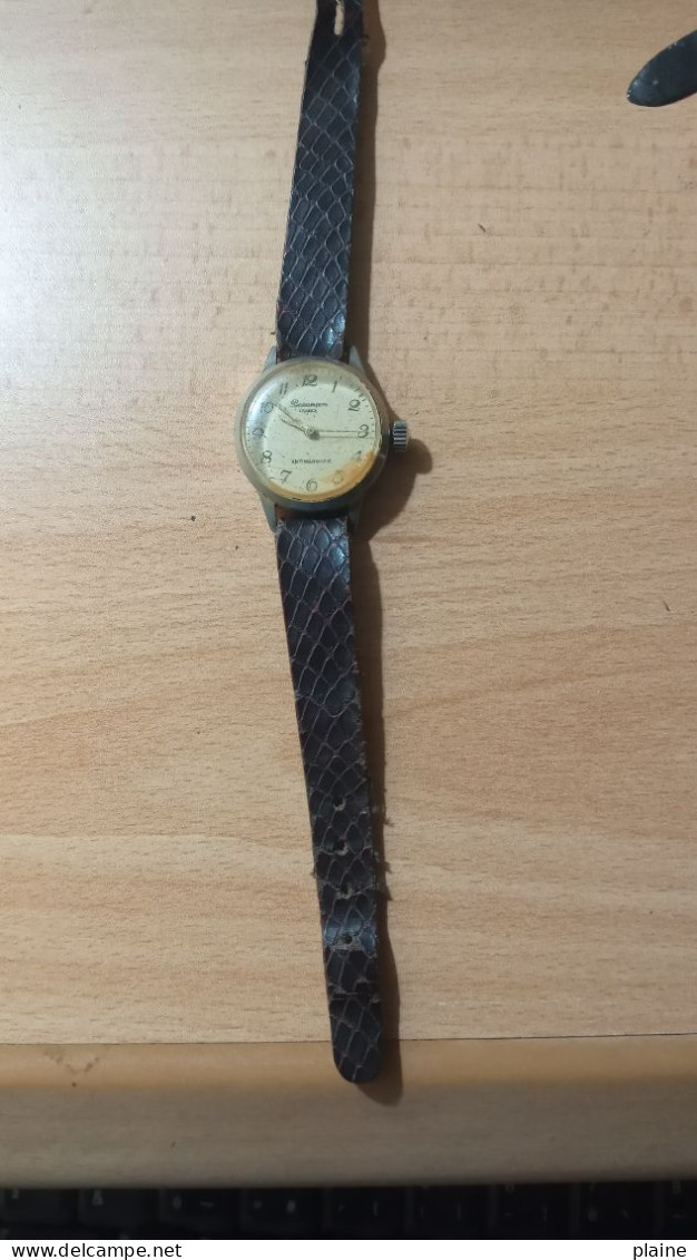 MONTRE MECANIQUE VINTAGE -BESANCON FRANCE. ANTIMAGNETIC - Montres Anciennes