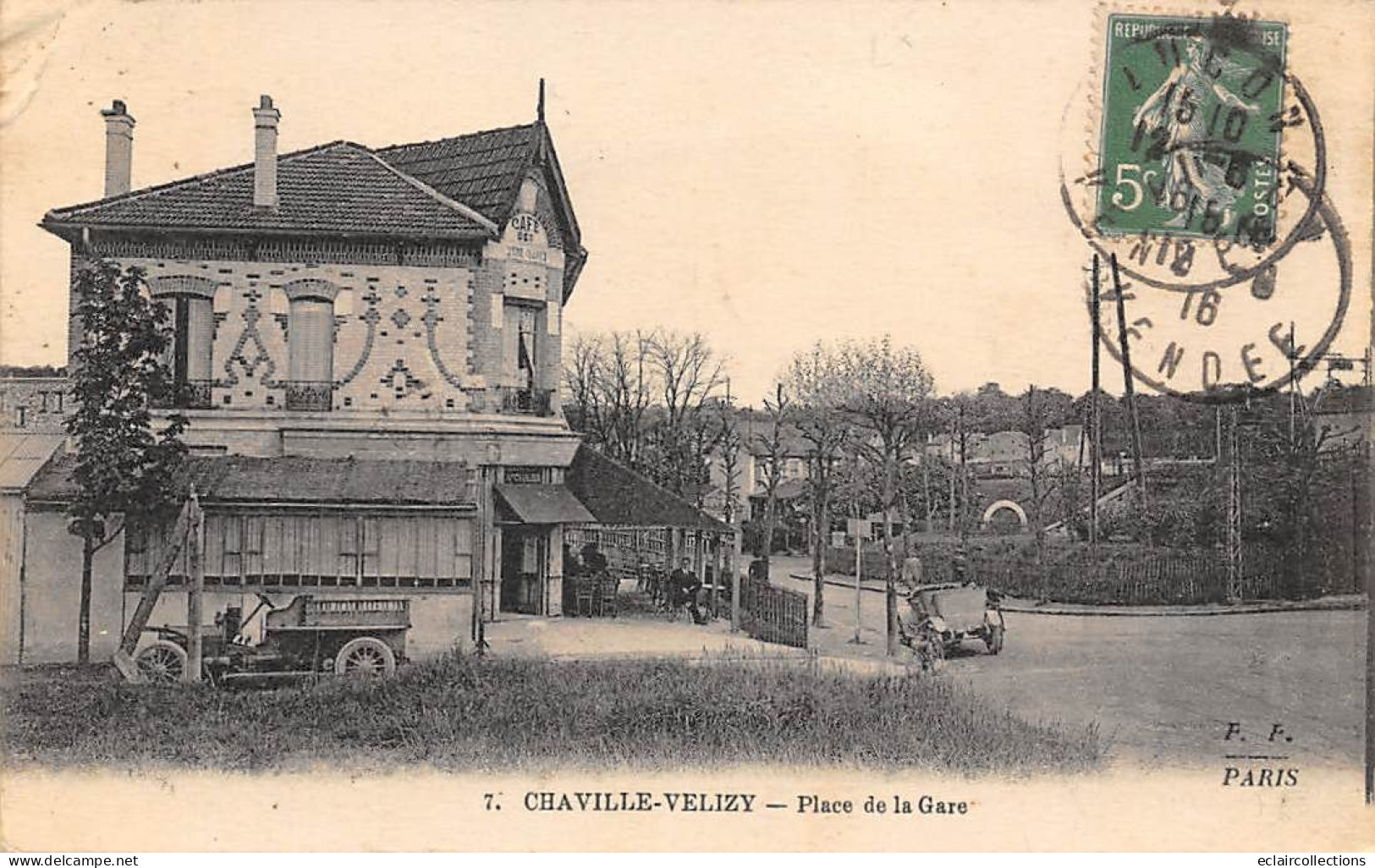 Chaville        92        Place De La Gare   Café  Charleux     N°7     (Voir Scan) - Chaville